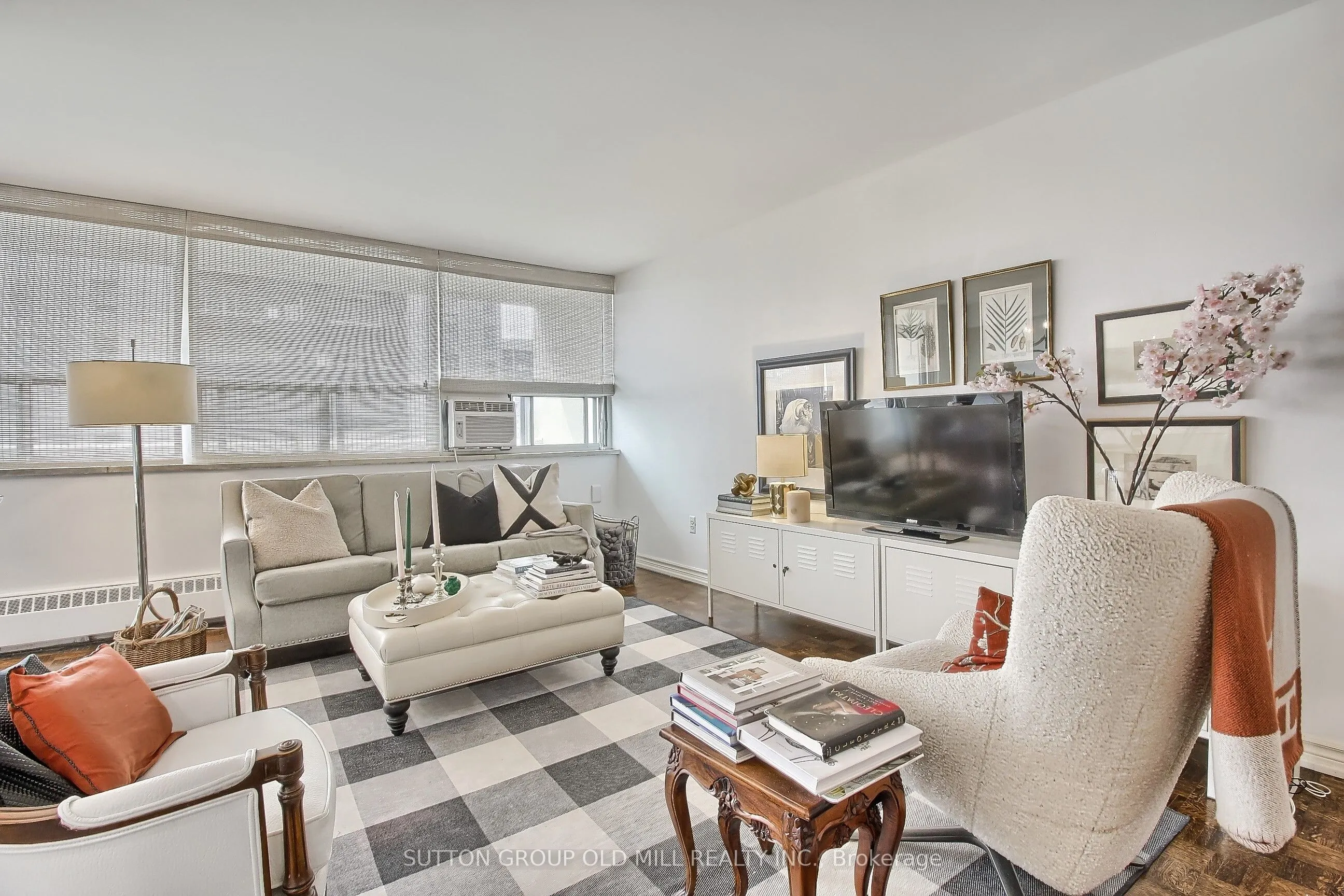 360 Ridelle Avenue, #1701