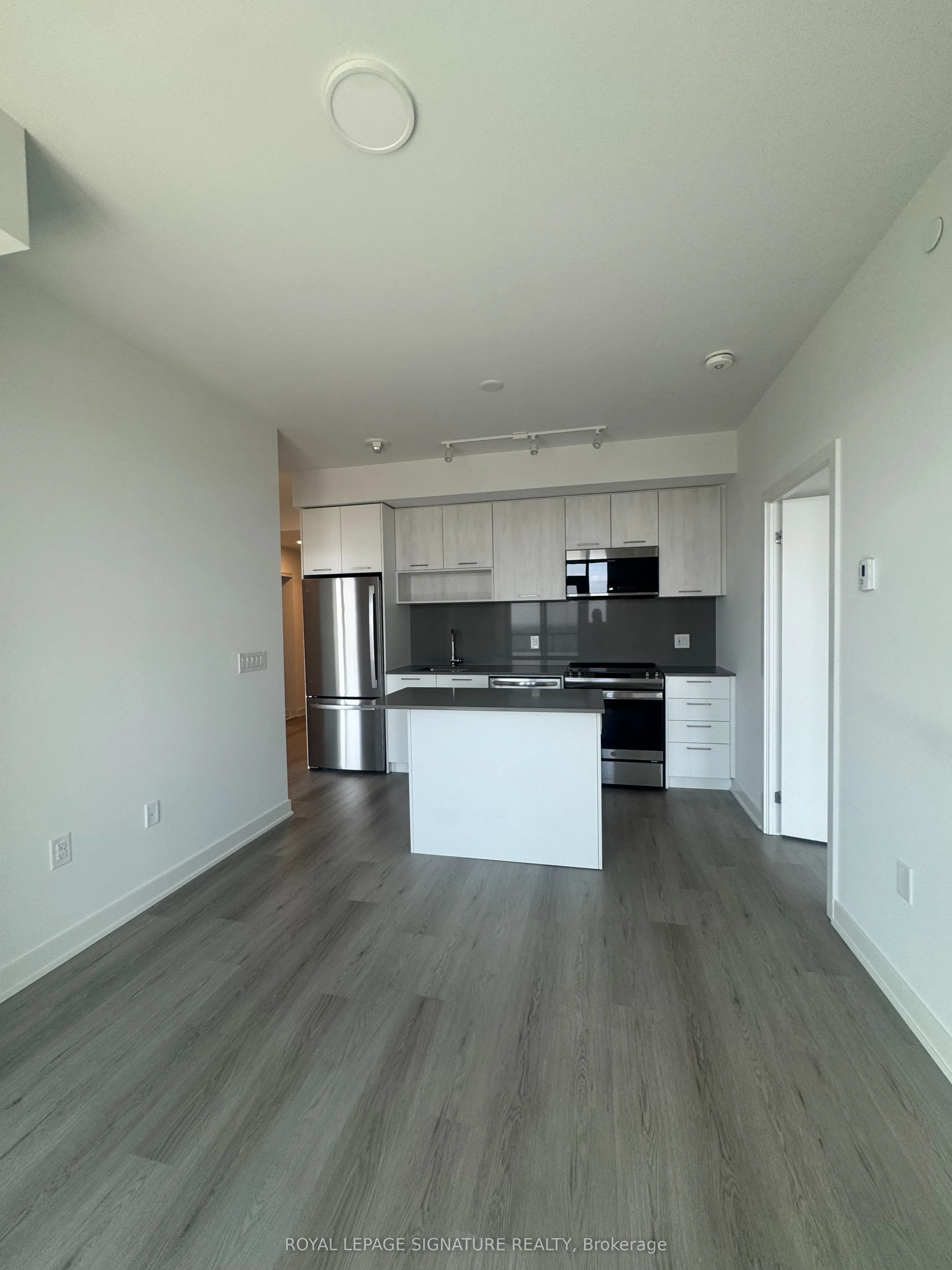 40 Lagerfeld Drive, #2105