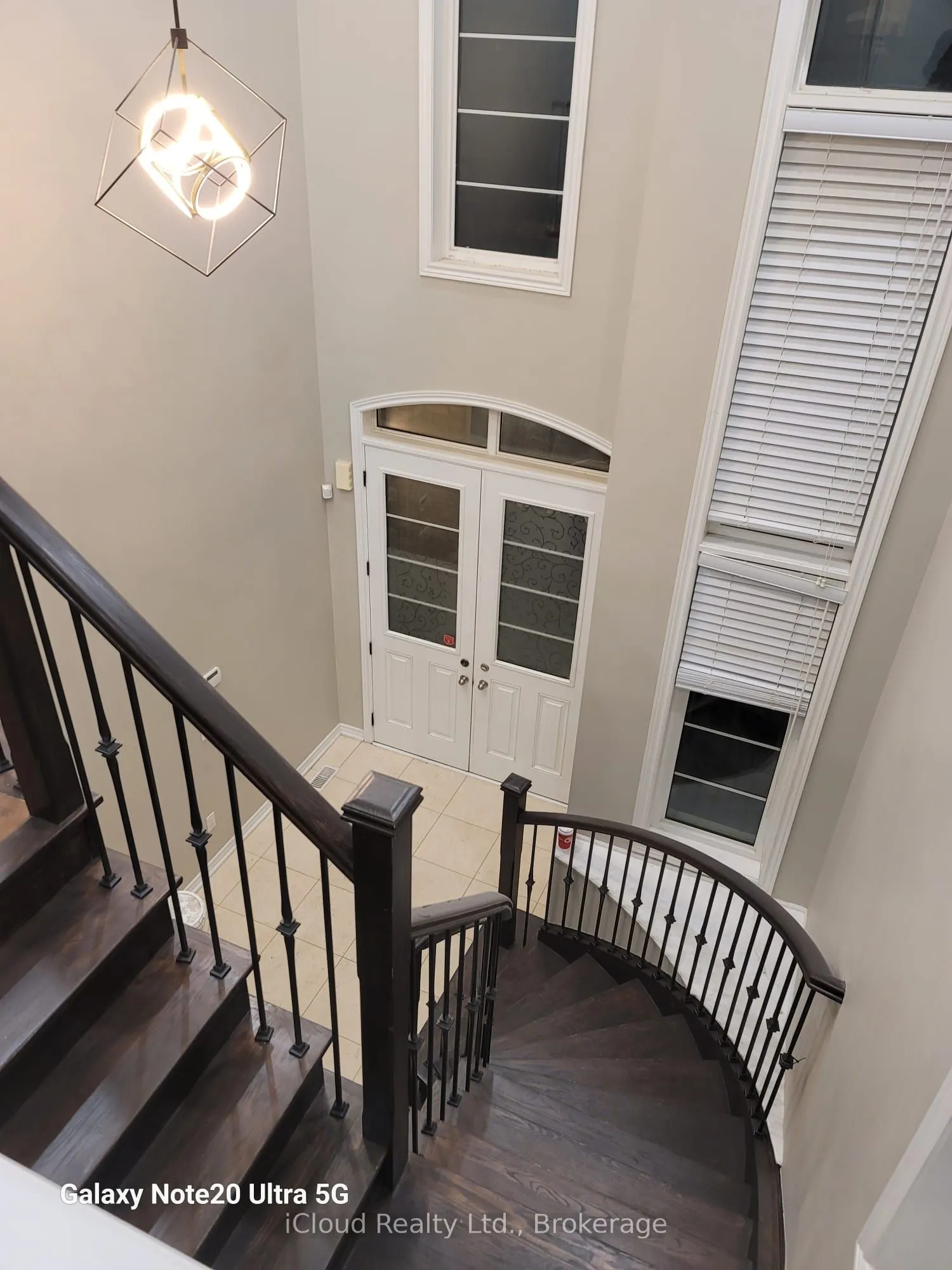 71 Ivor Crescent