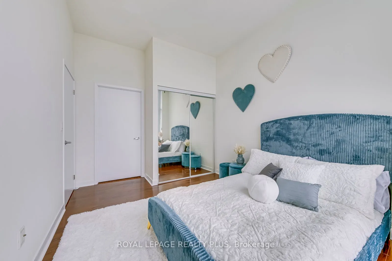 365 Prince Of Wales Drive, #2202