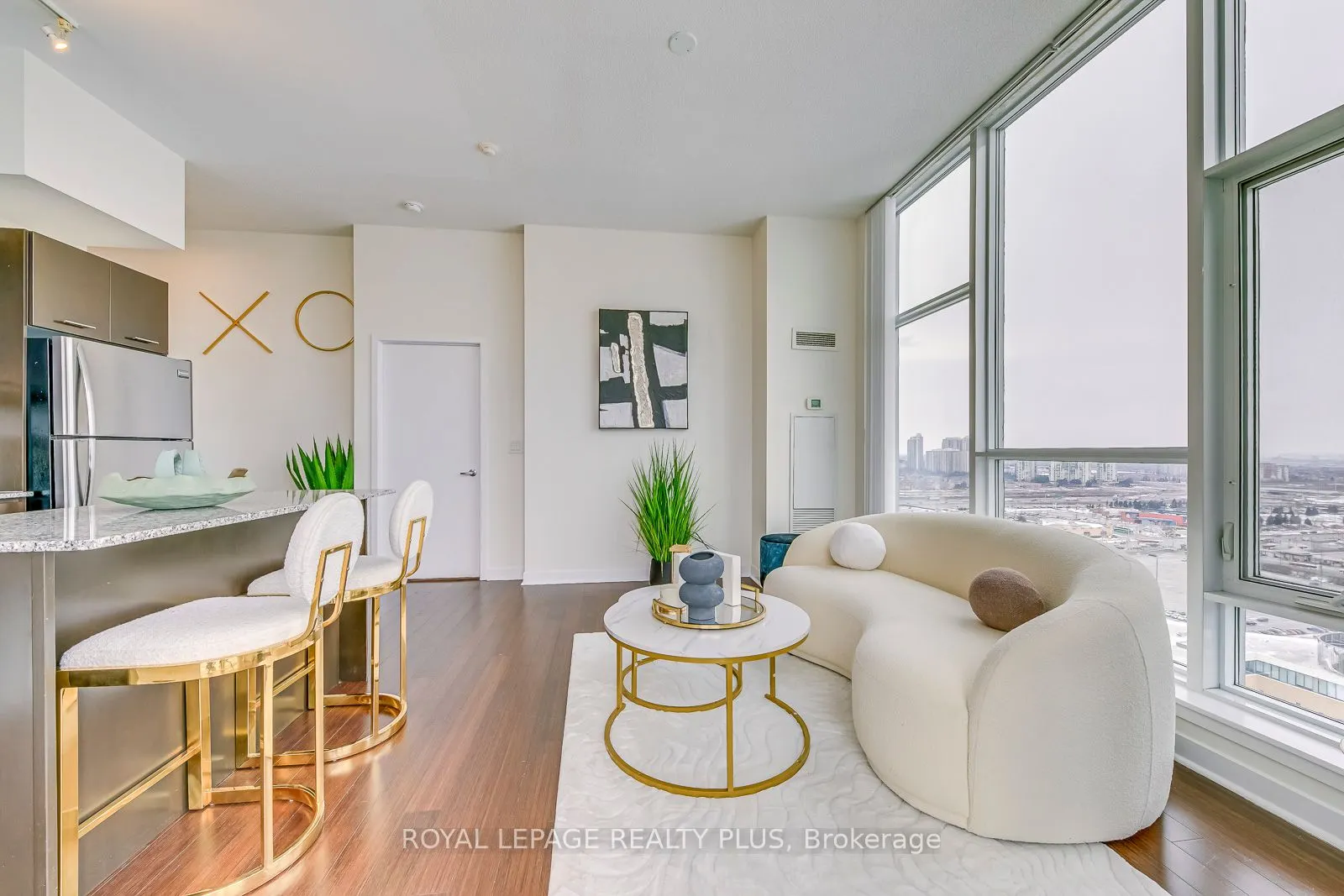 365 Prince Of Wales Drive, #2202