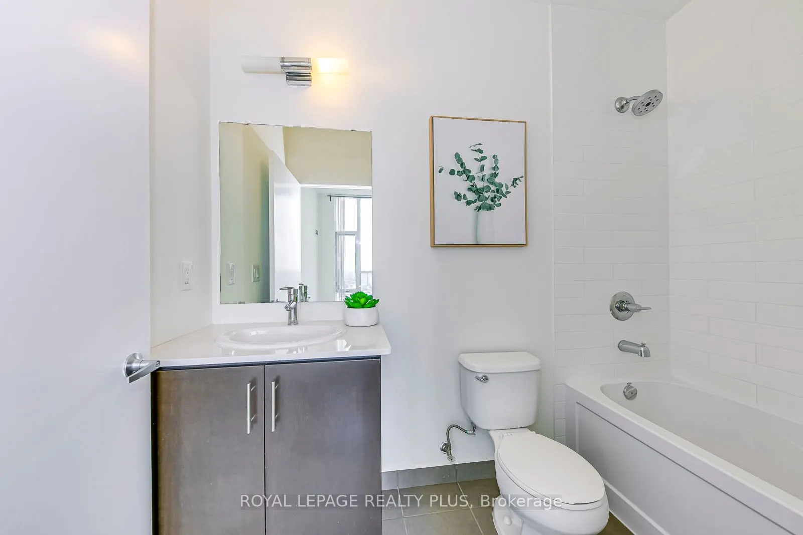 365 Prince Of Wales Drive, #2202