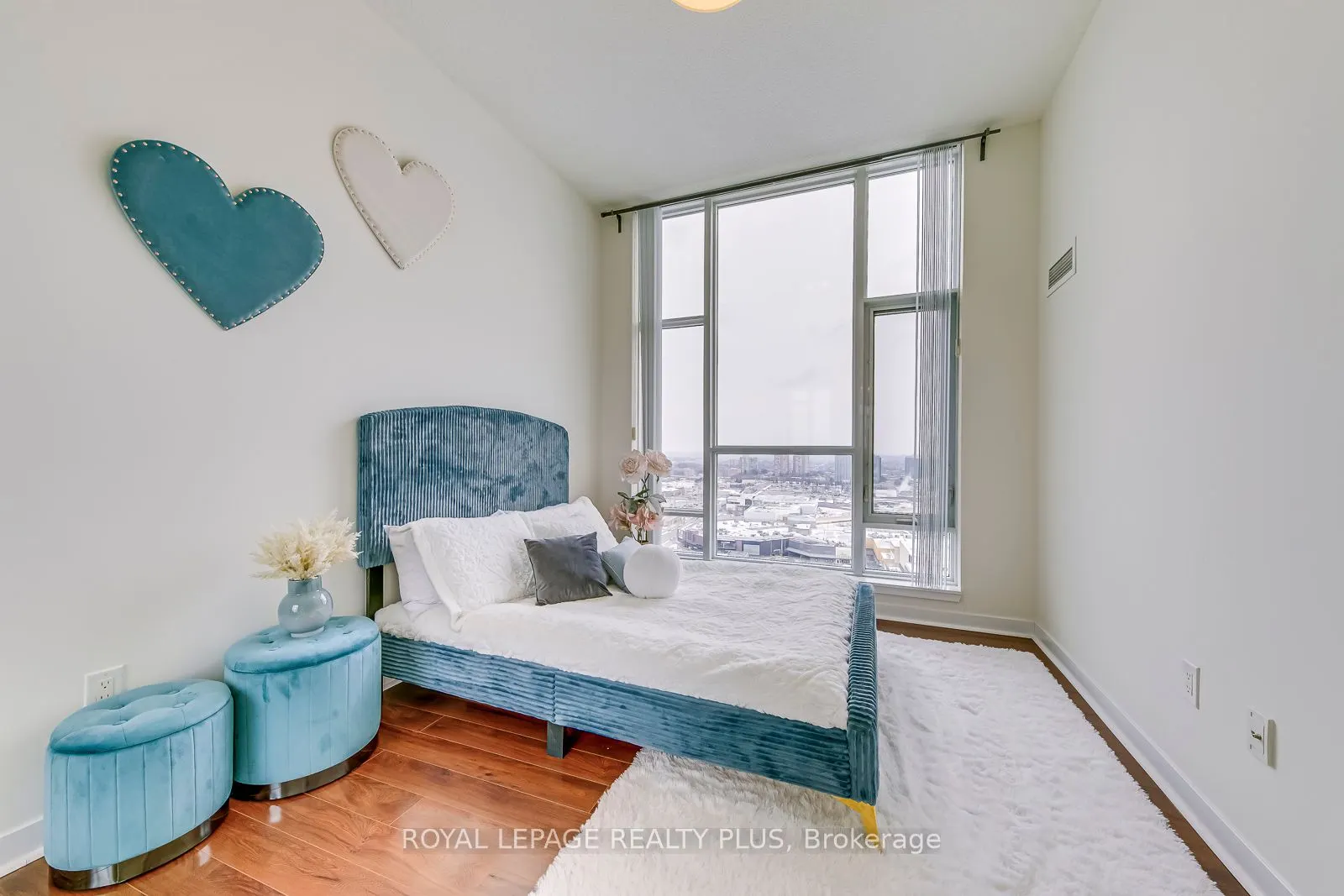 365 Prince Of Wales Drive, #2202