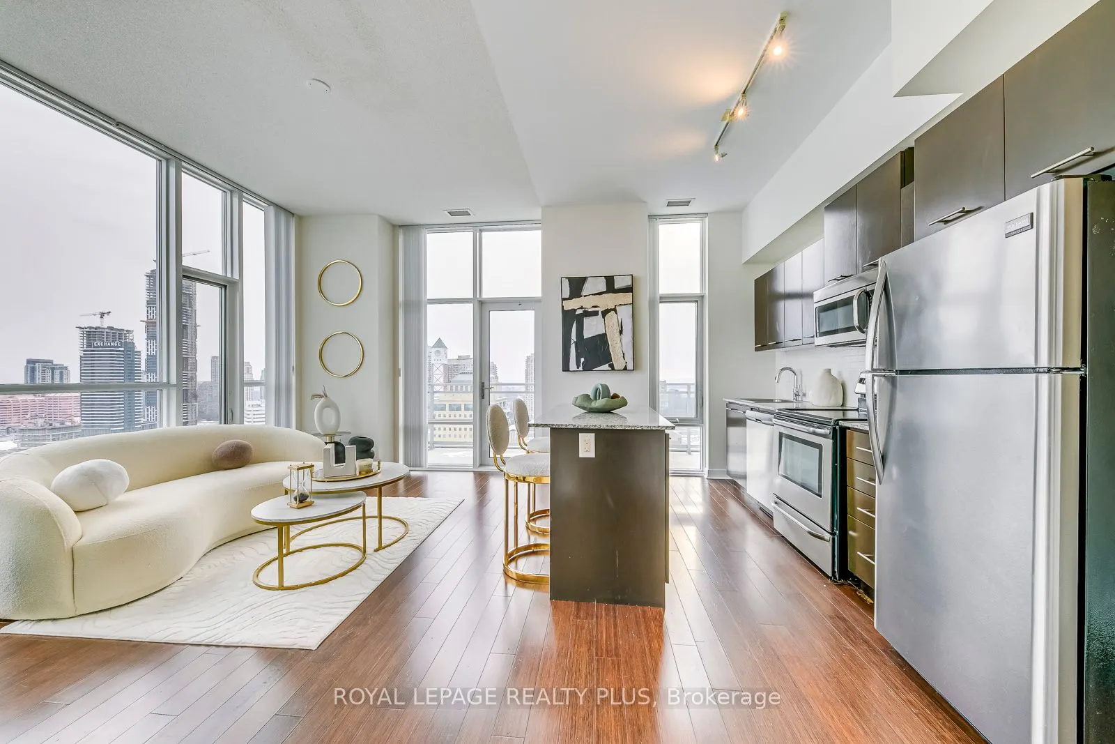 365 Prince Of Wales Drive, #2202