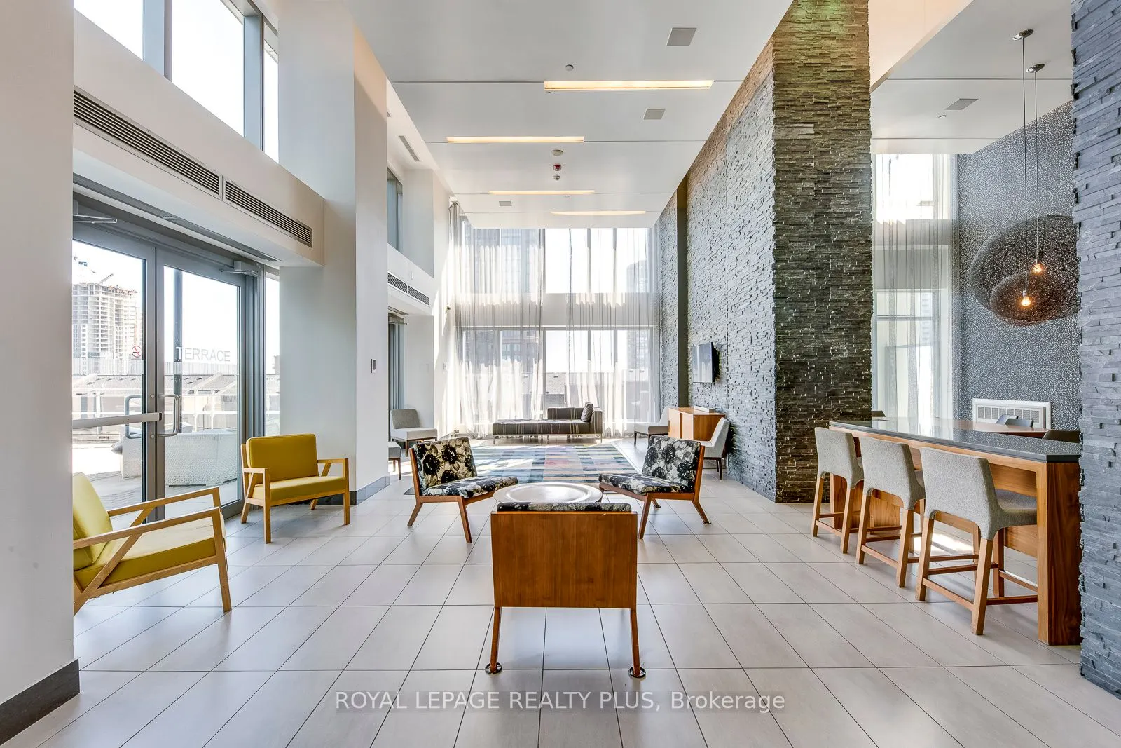 365 Prince Of Wales Drive, #2202