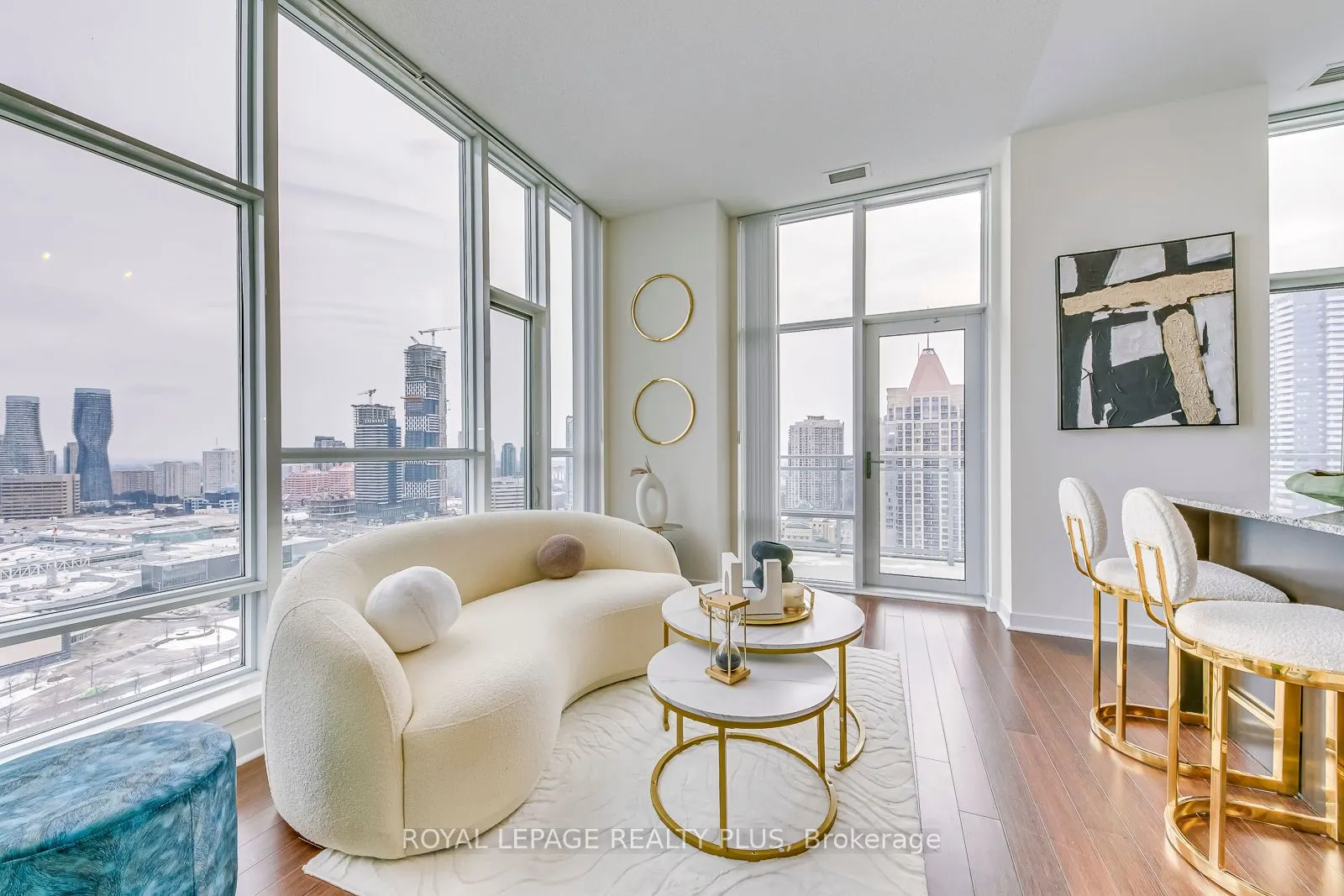 365 Prince Of Wales Drive, #2202