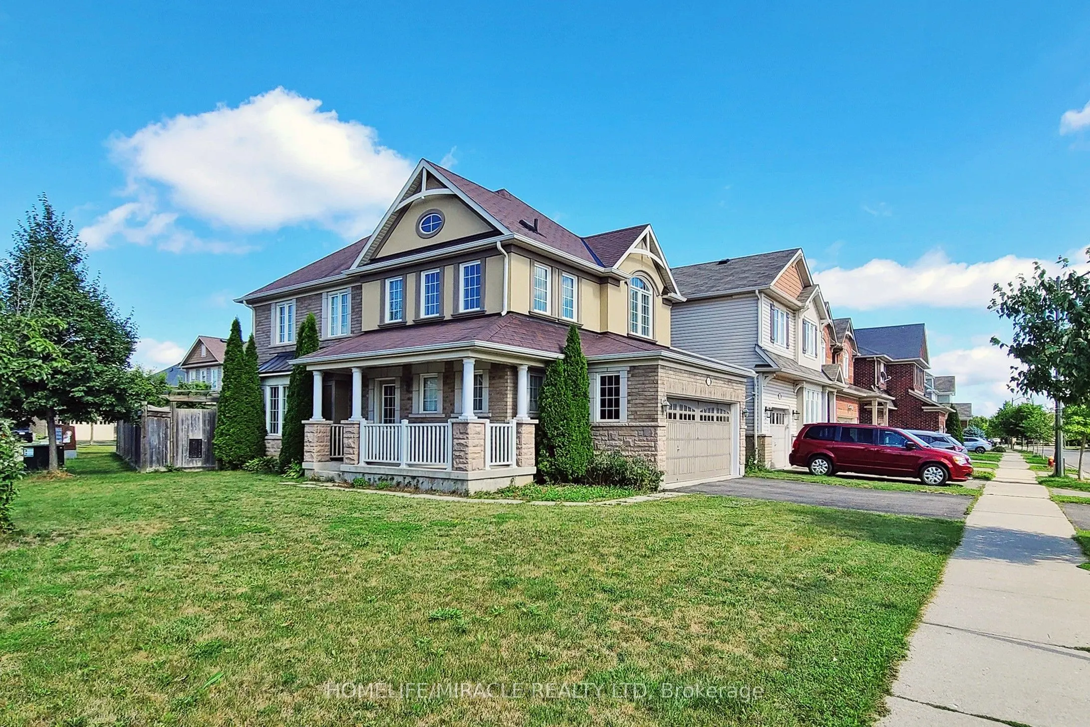 933 Whewell (Basement) Trail
