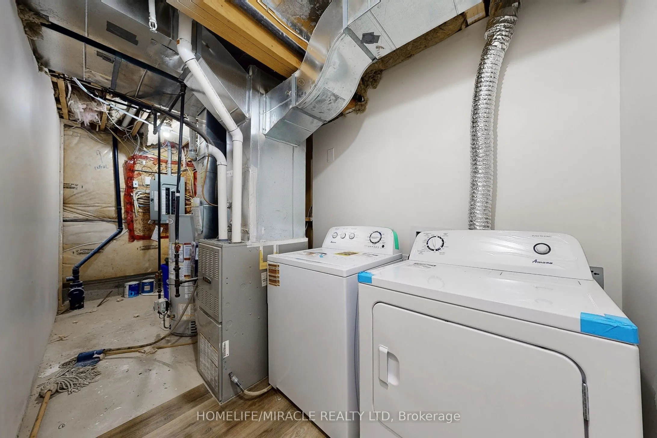 933 Whewell (Basement) Trail