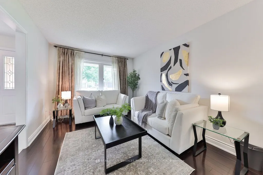 296 Evergreen Crescent