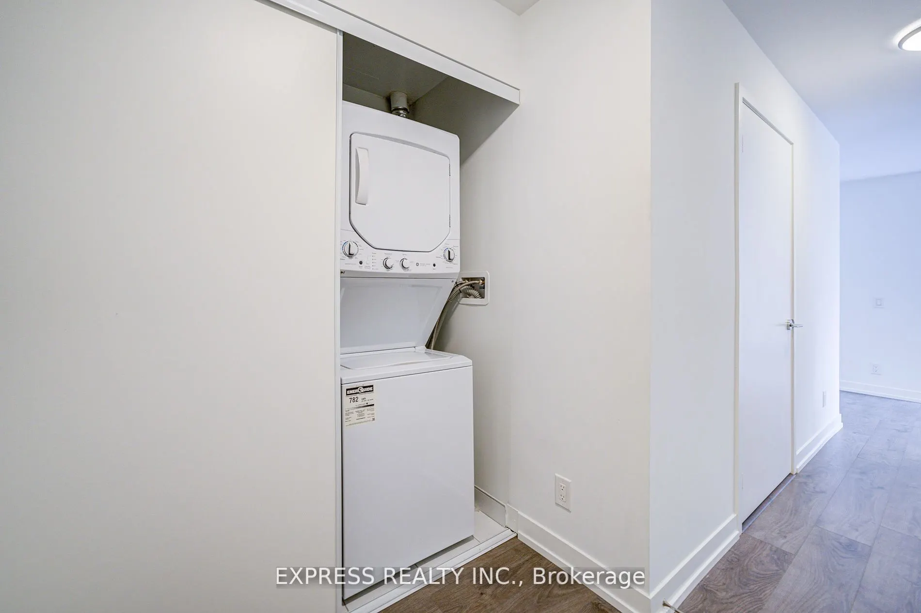 270 Dufferin Street, #701