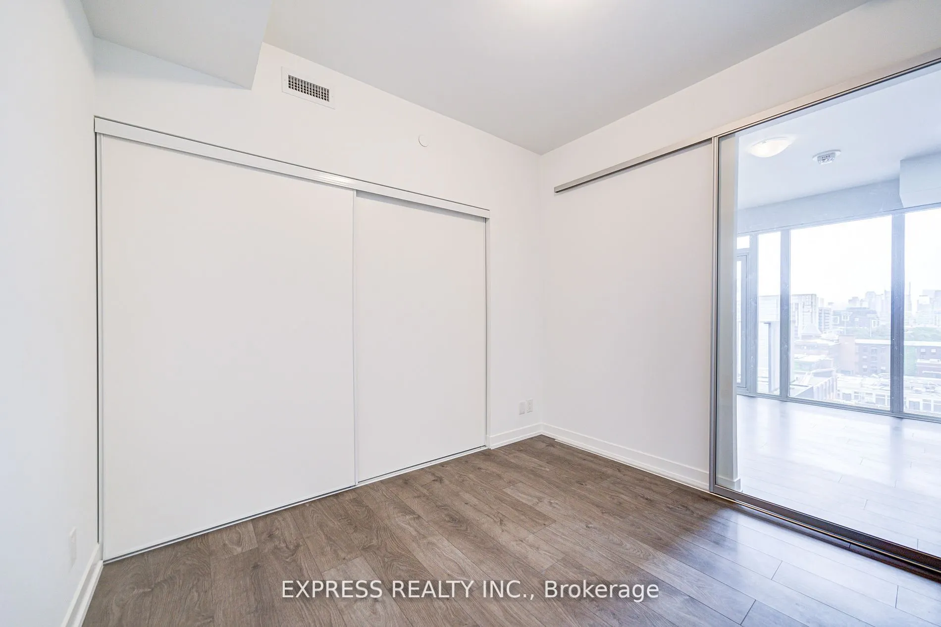 270 Dufferin Street, #701
