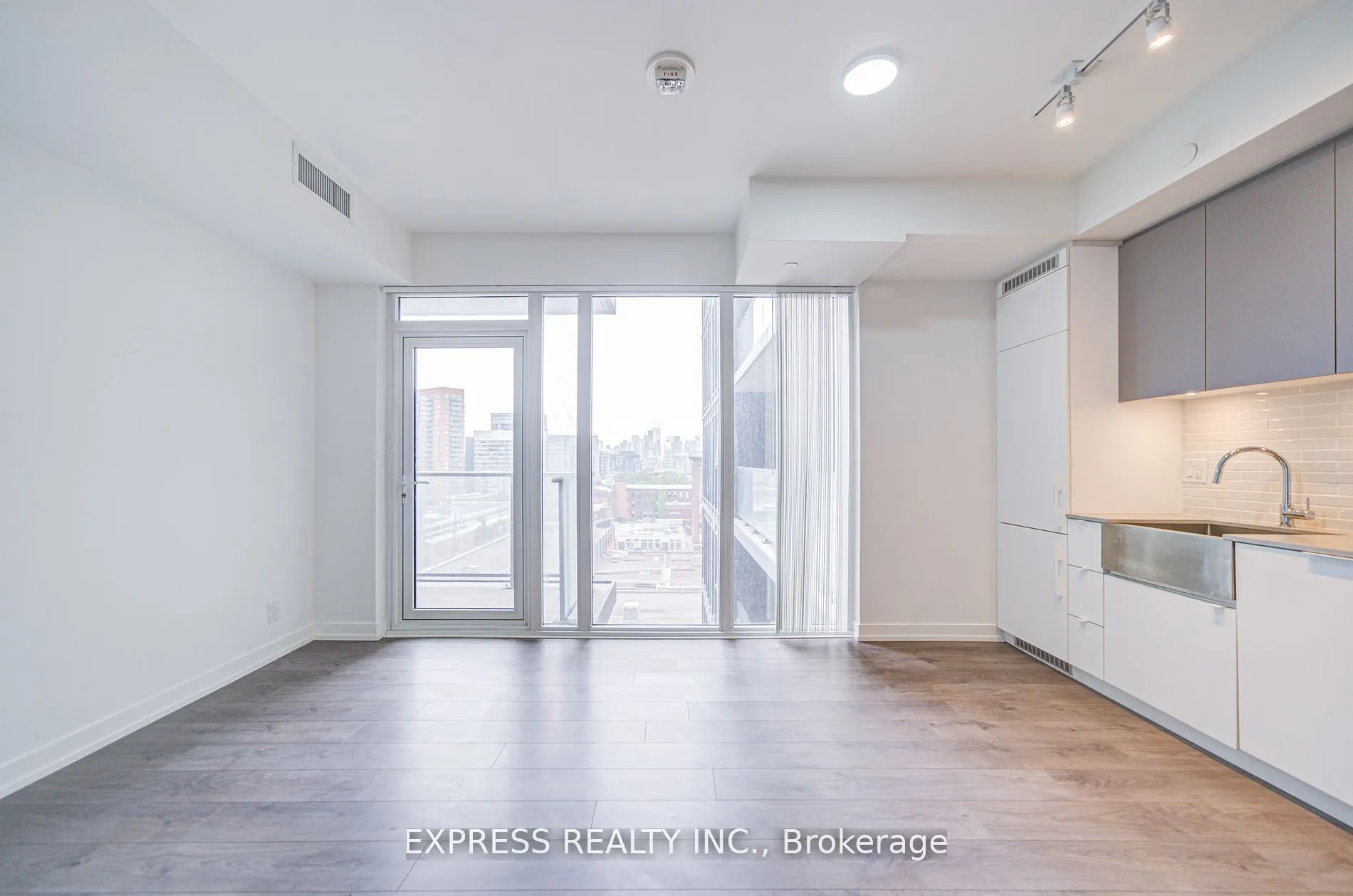 270 Dufferin Street, #701