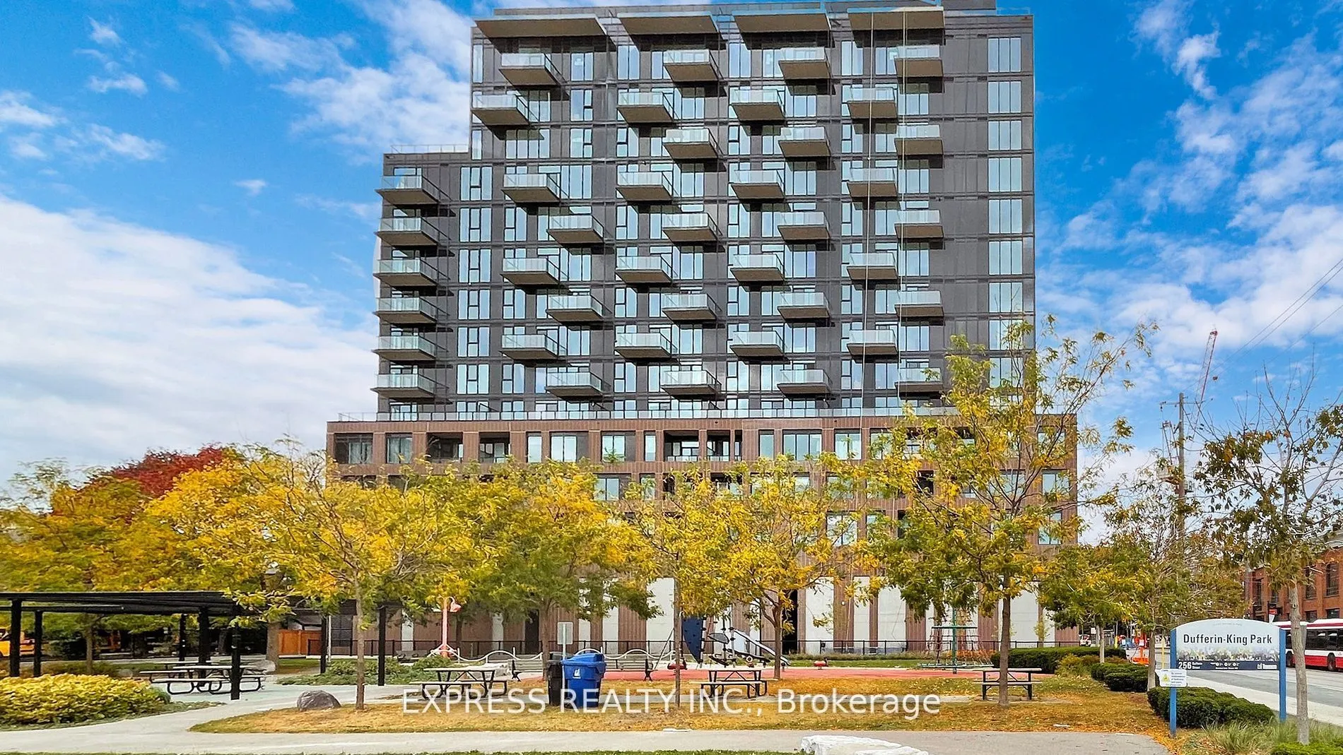 270 Dufferin Street, #701