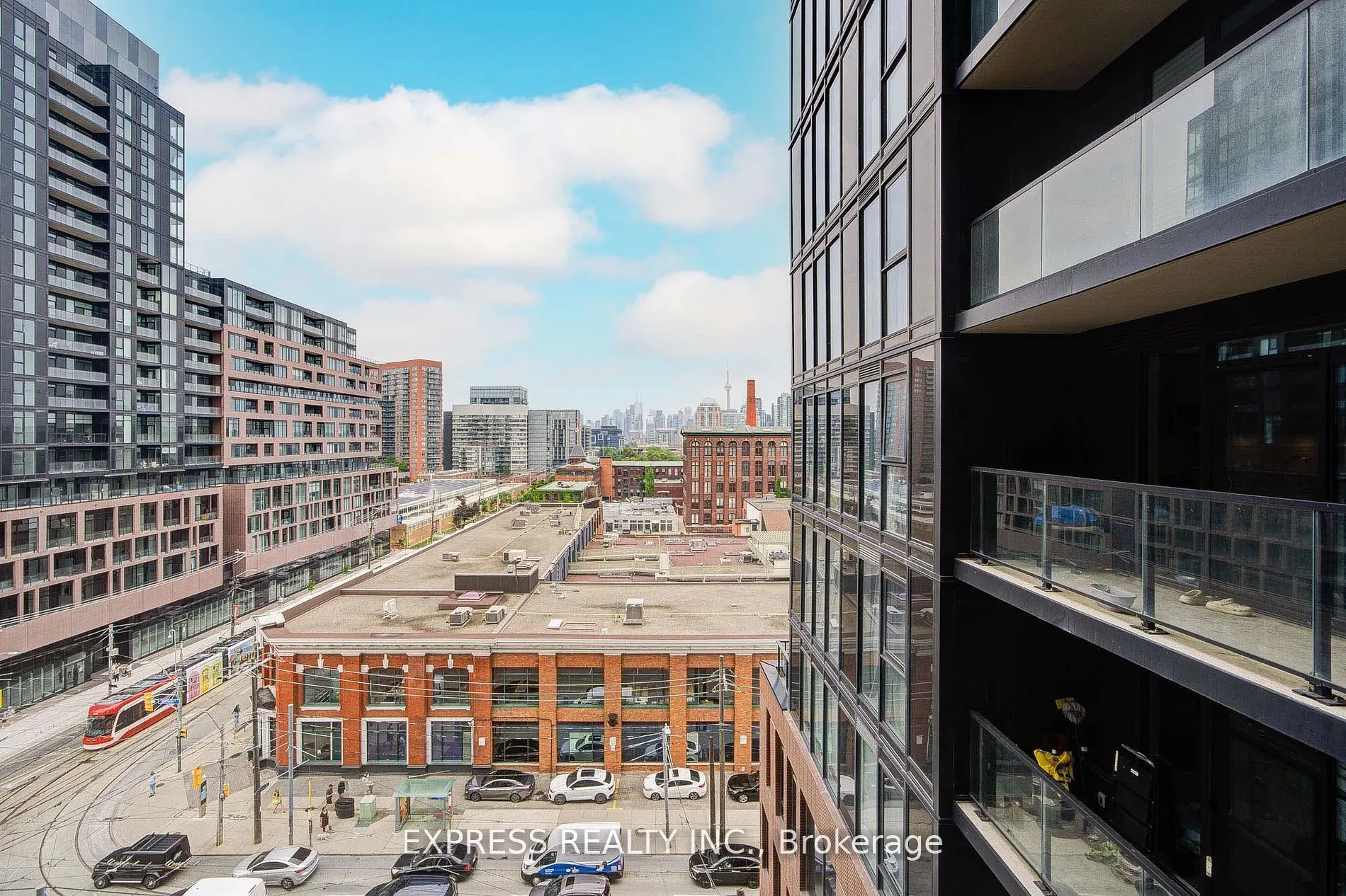270 Dufferin Street, #701
