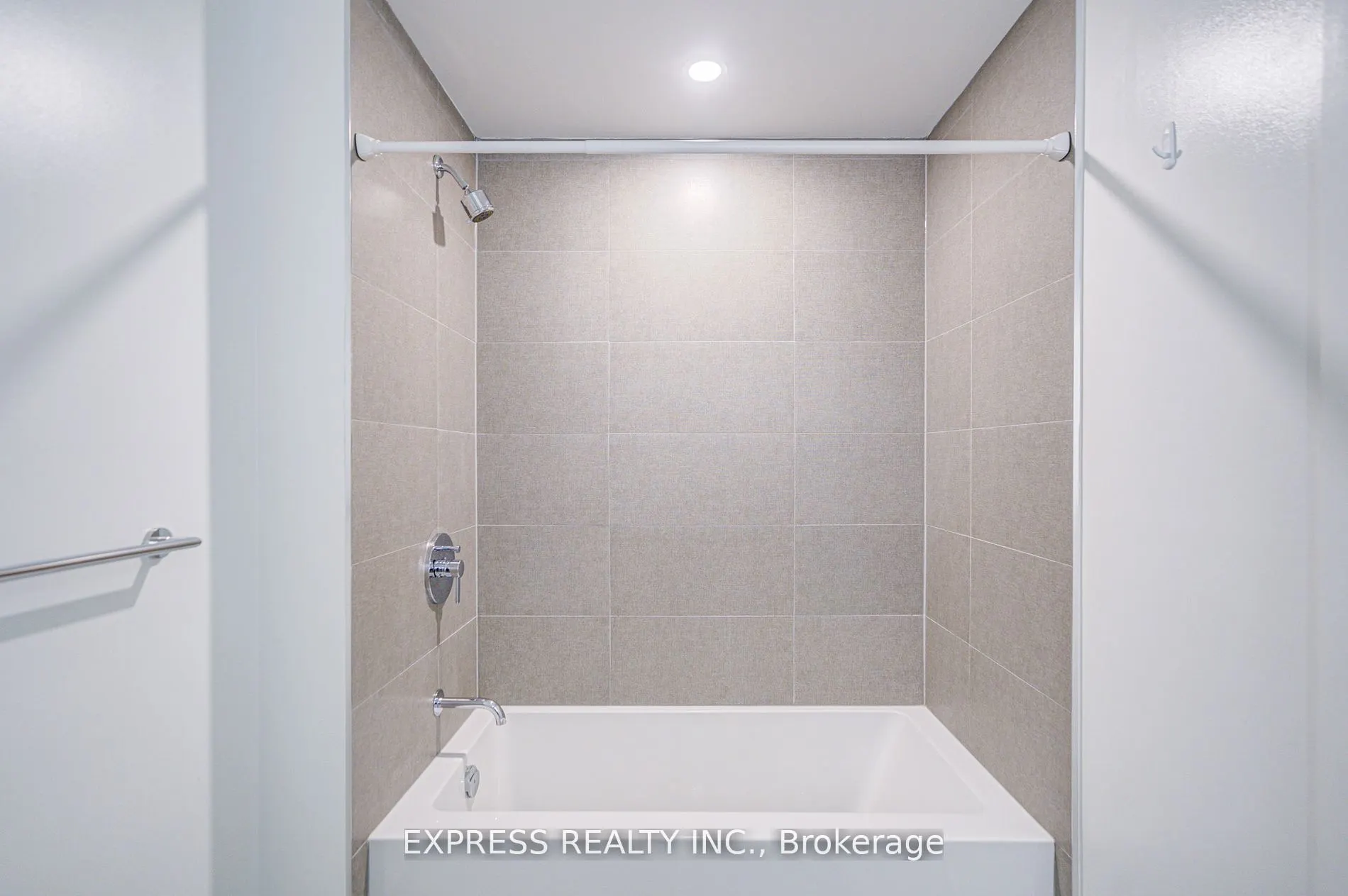 270 Dufferin Street, #701