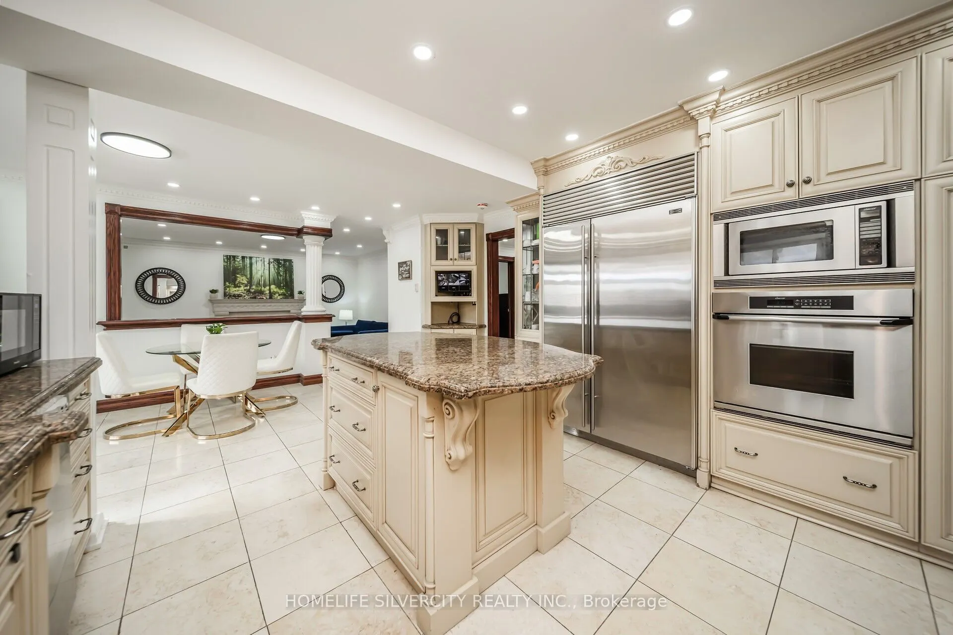 14 Rembrandt Crescent