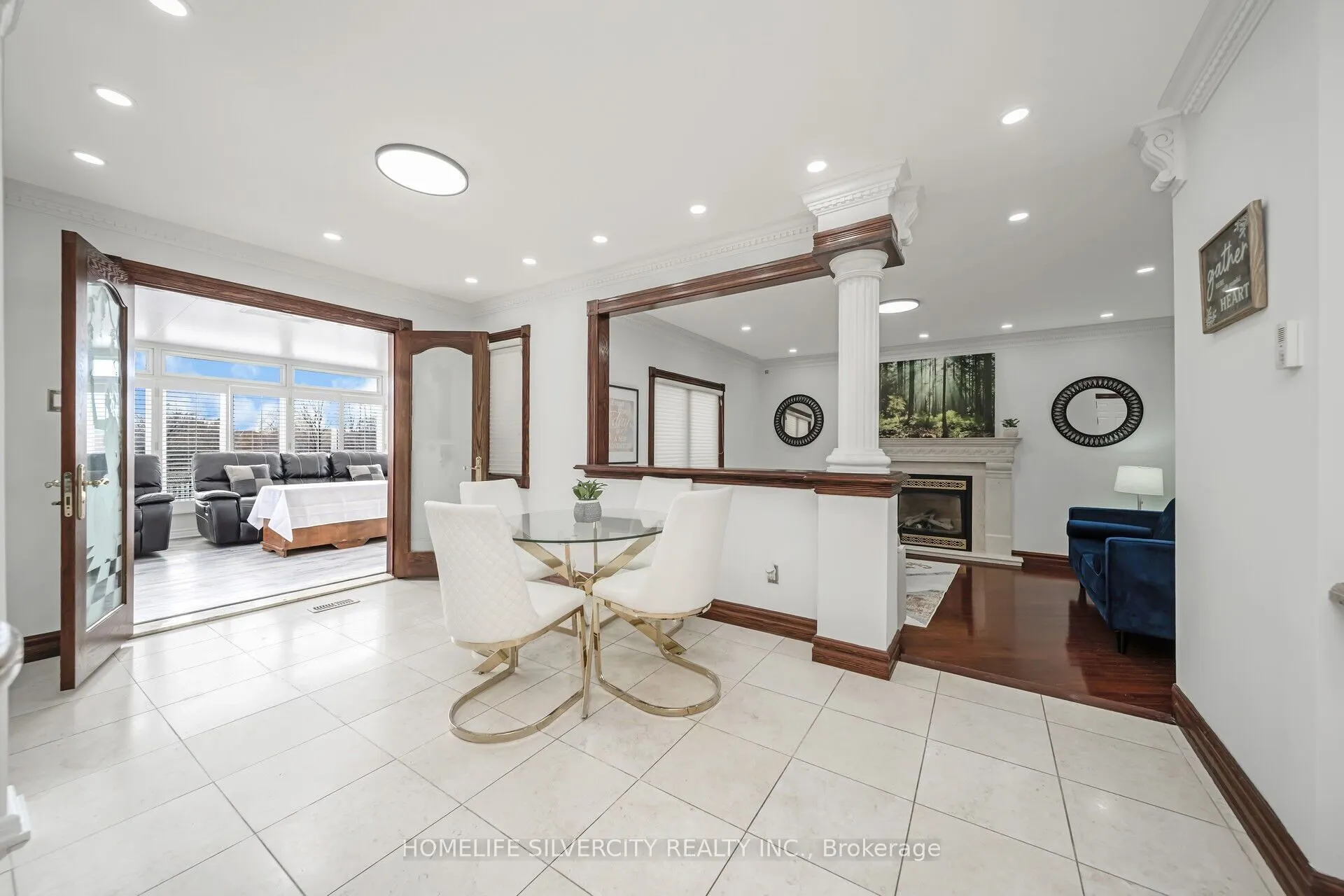 14 Rembrandt Crescent