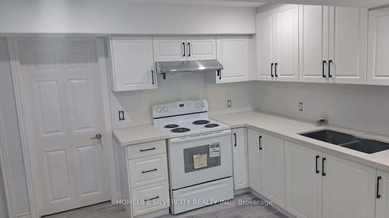 14 Rembrandt Crescent