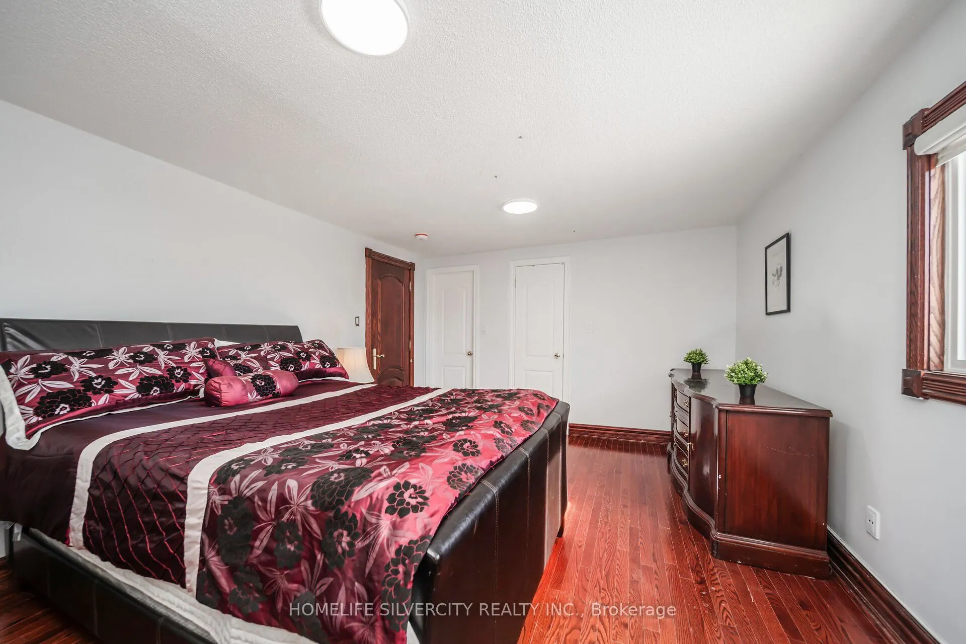 14 Rembrandt Crescent
