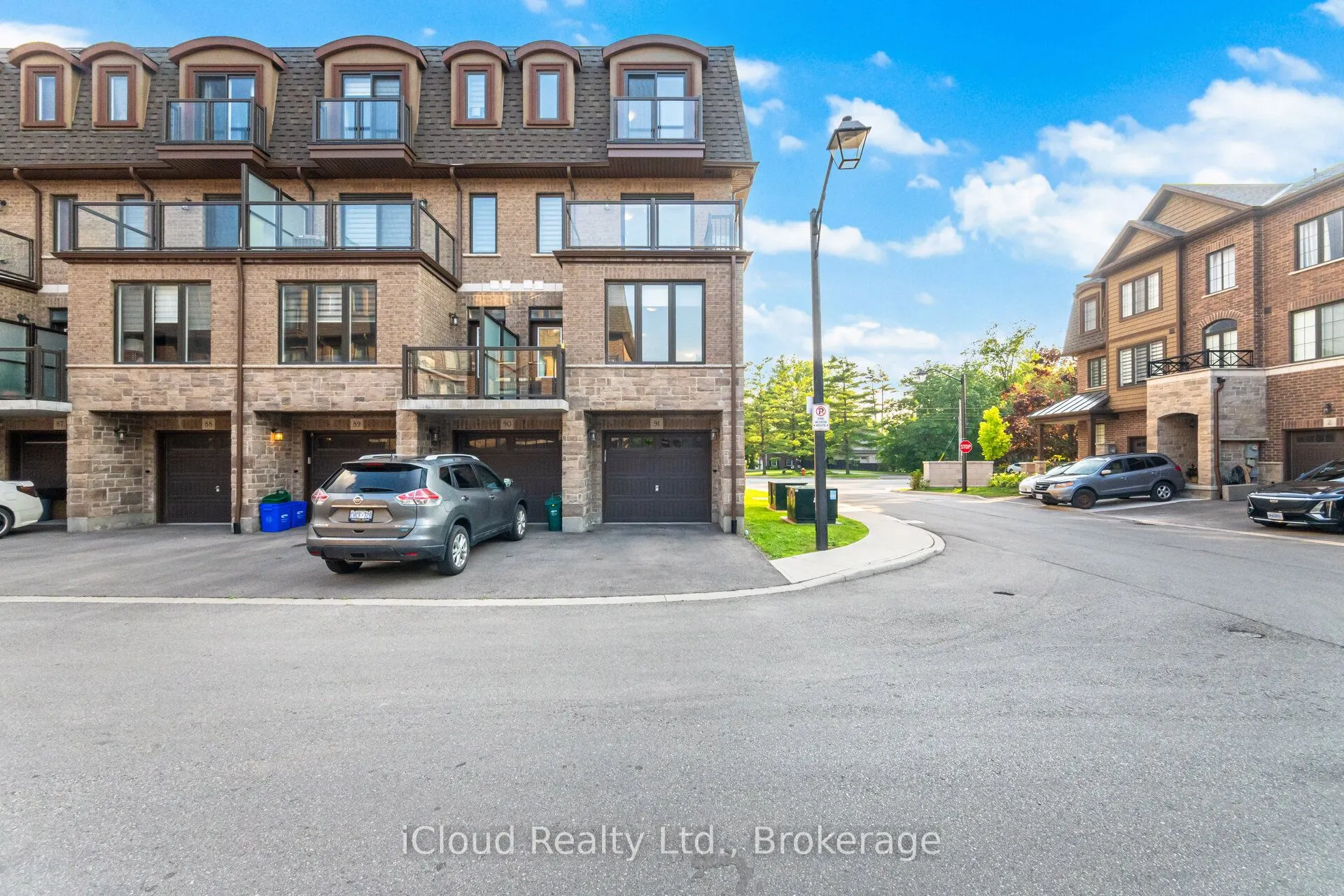 445 Ontario Street, #91