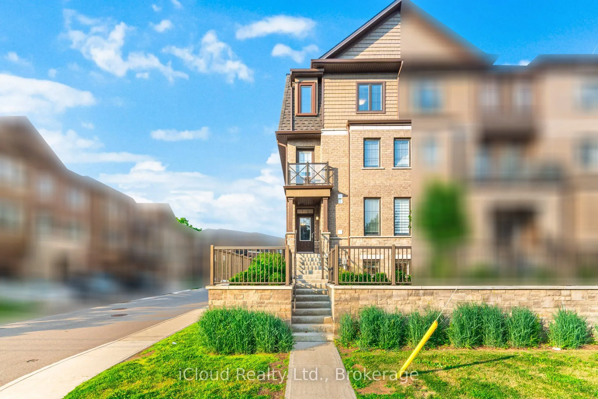 445 Ontario Street, #91