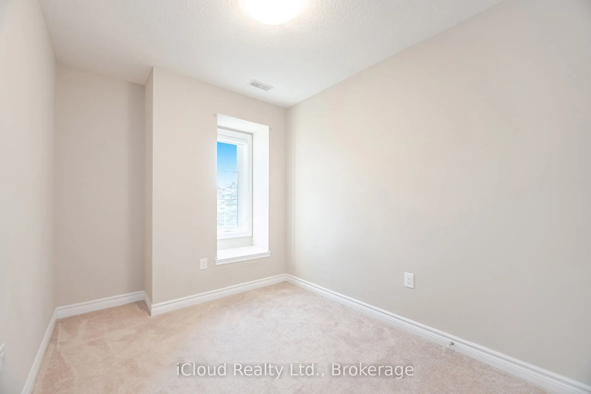 445 Ontario Street, #91