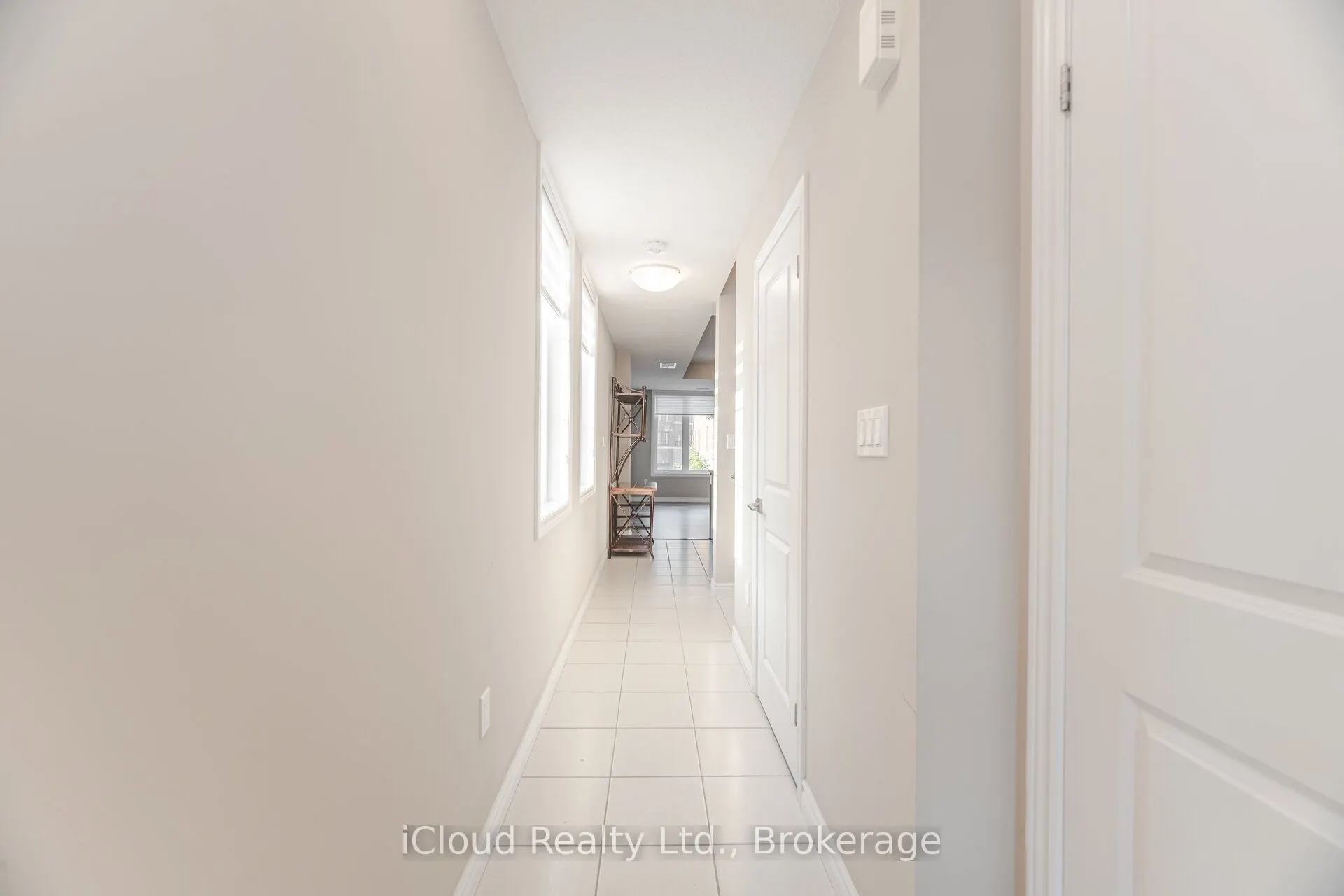 445 Ontario Street, #91