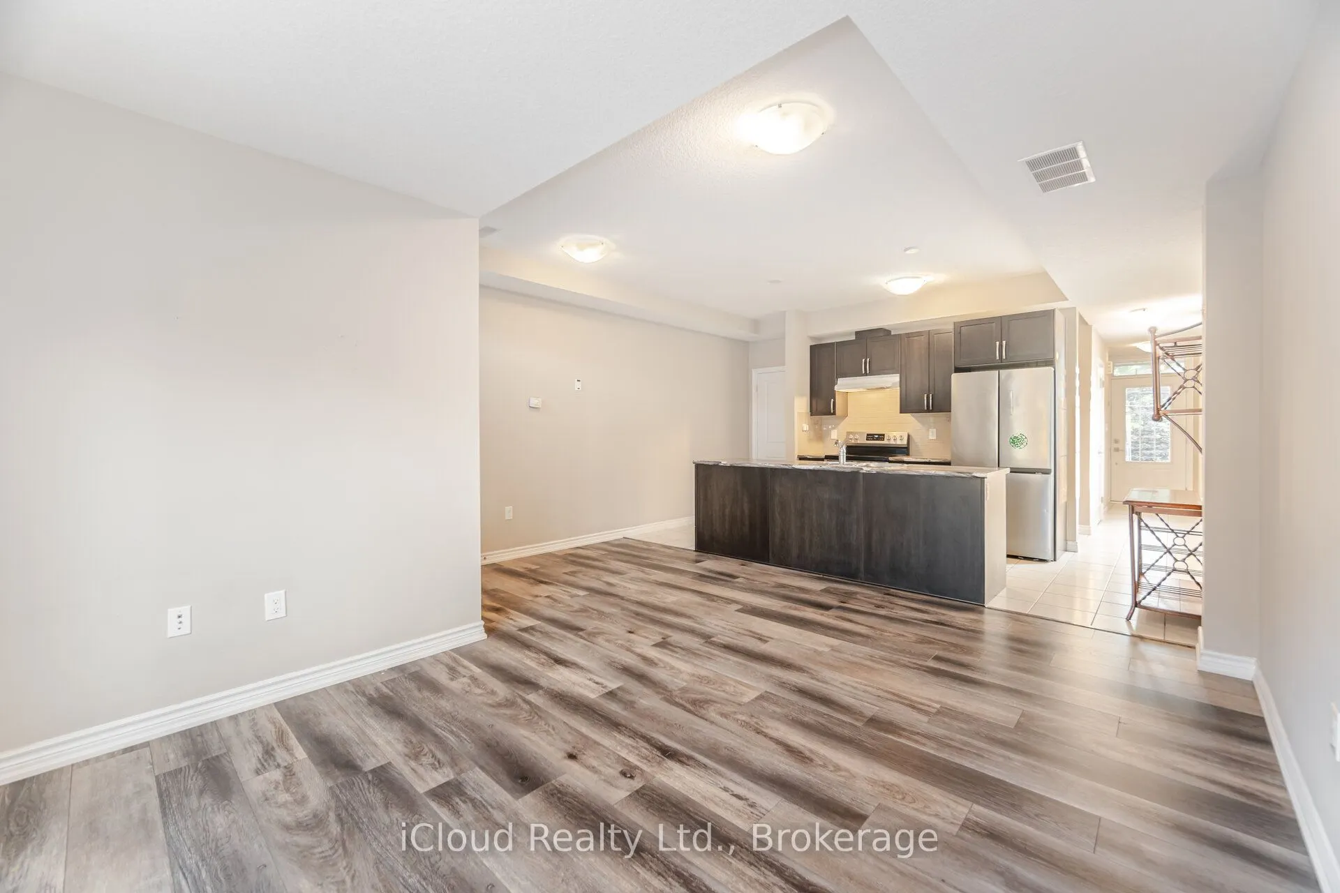 445 Ontario Street, #91