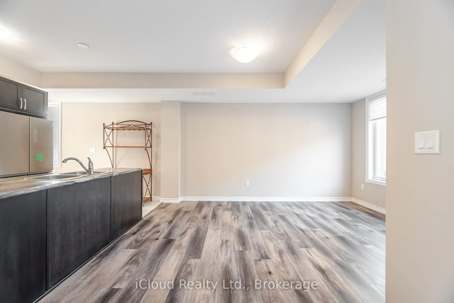 445 Ontario Street, #91