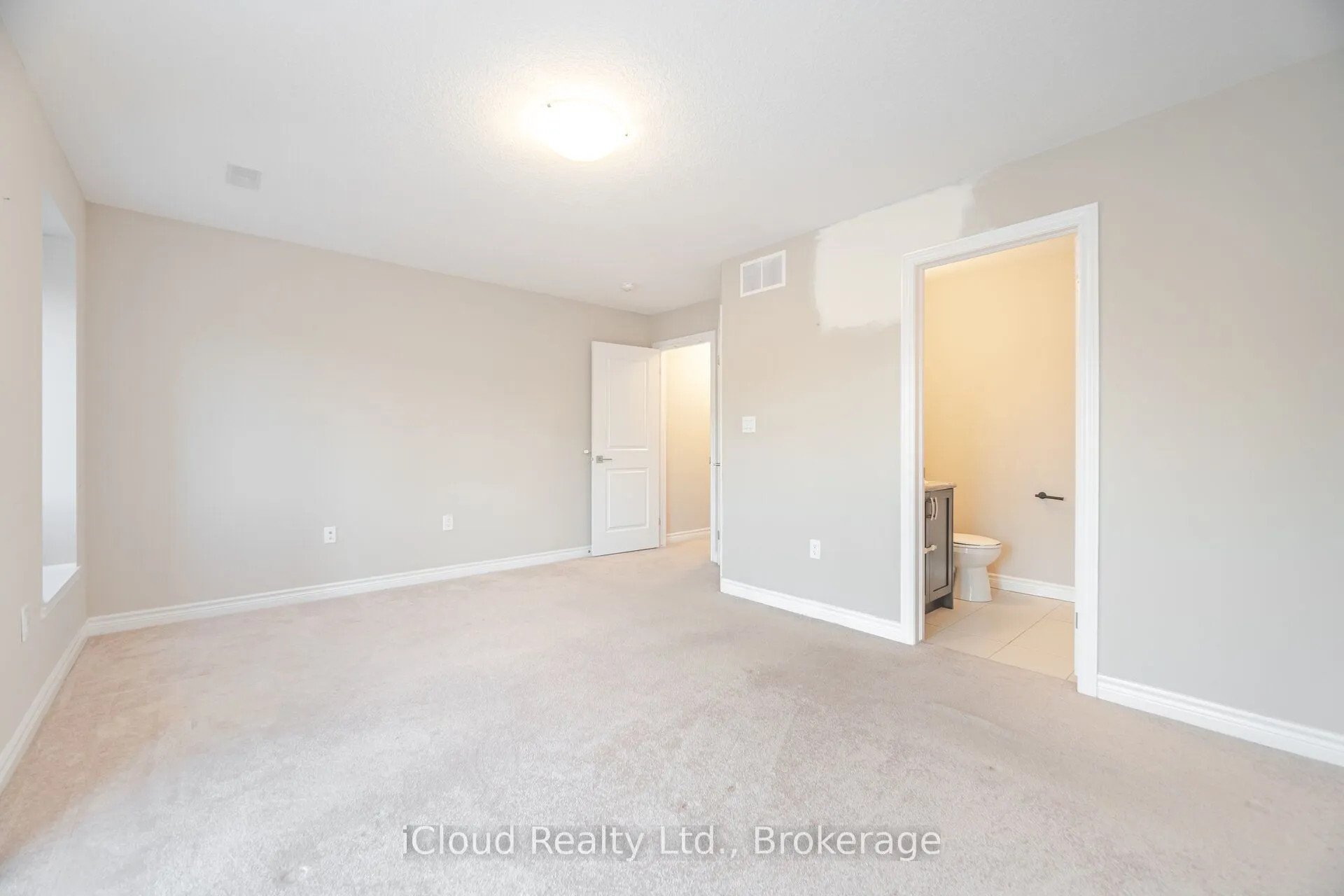 445 Ontario Street, #91