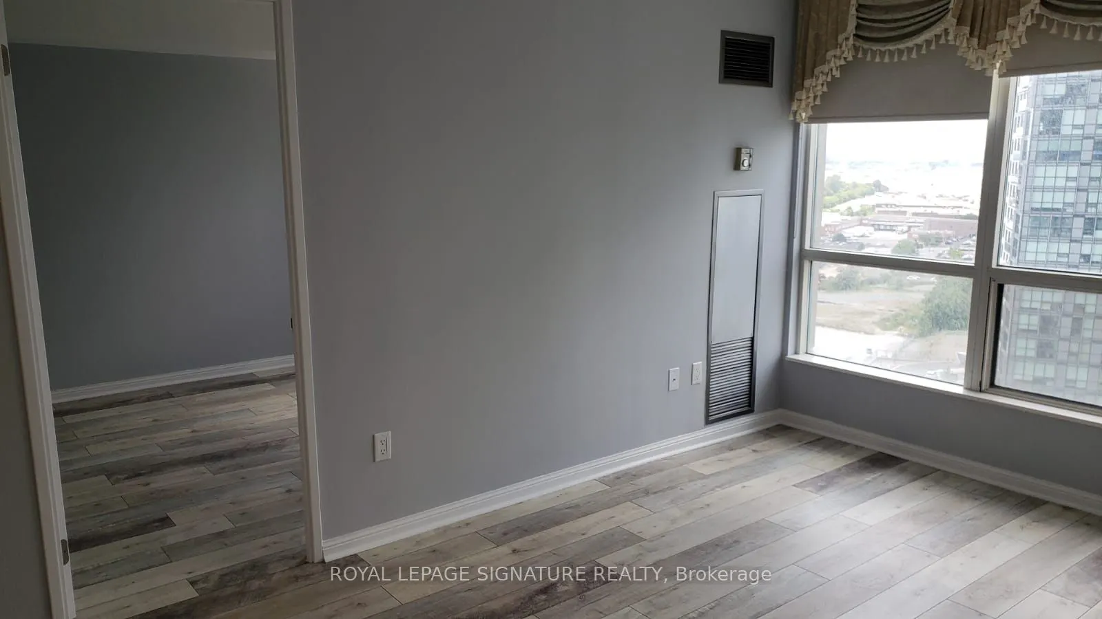 101 Subway Crescent, #2014