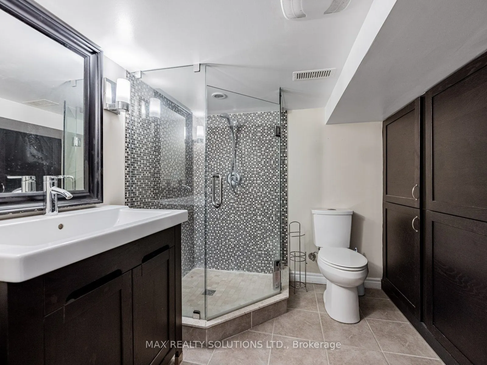 38 Harshaw Avenue
