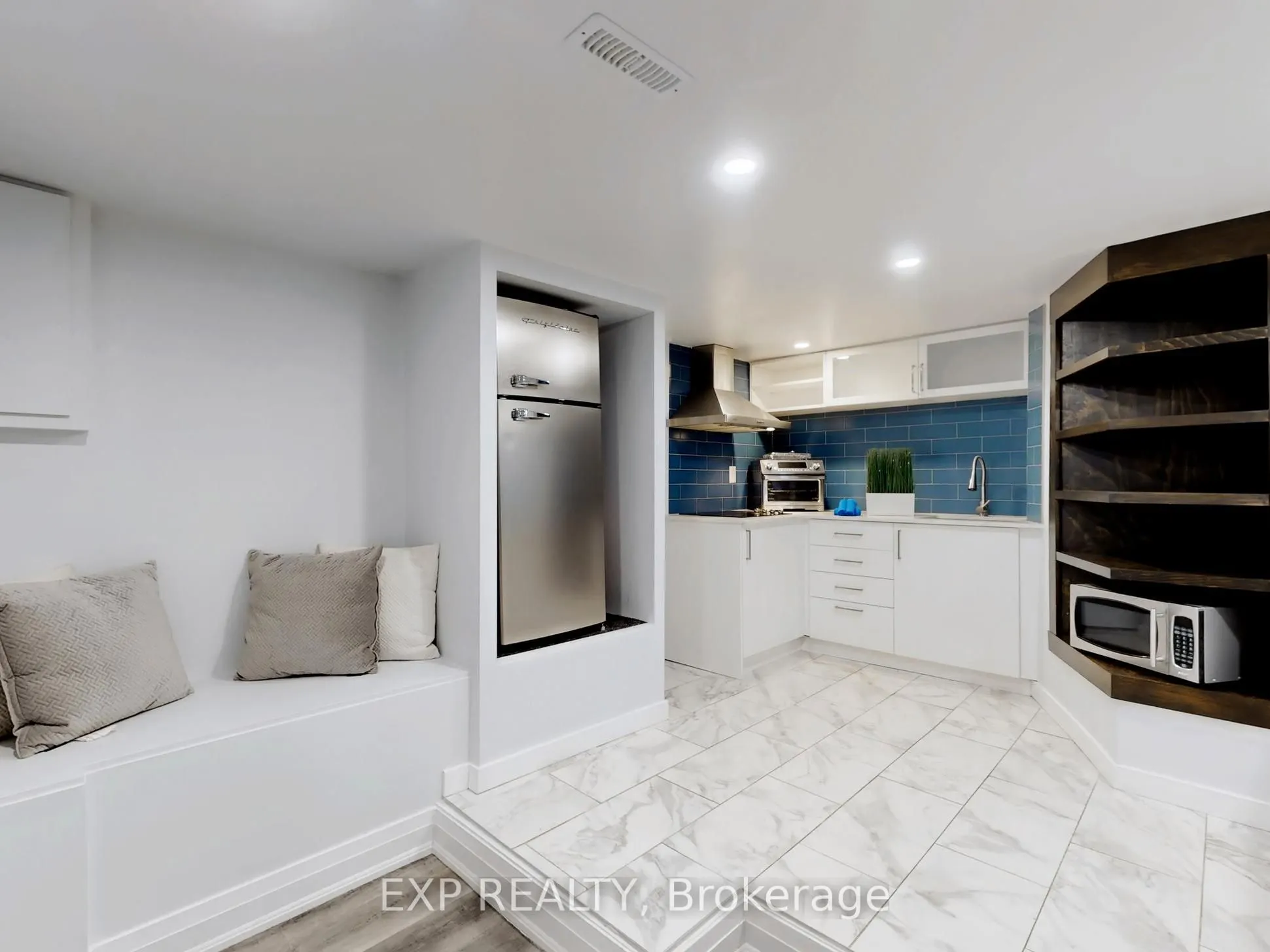 7 David Street
