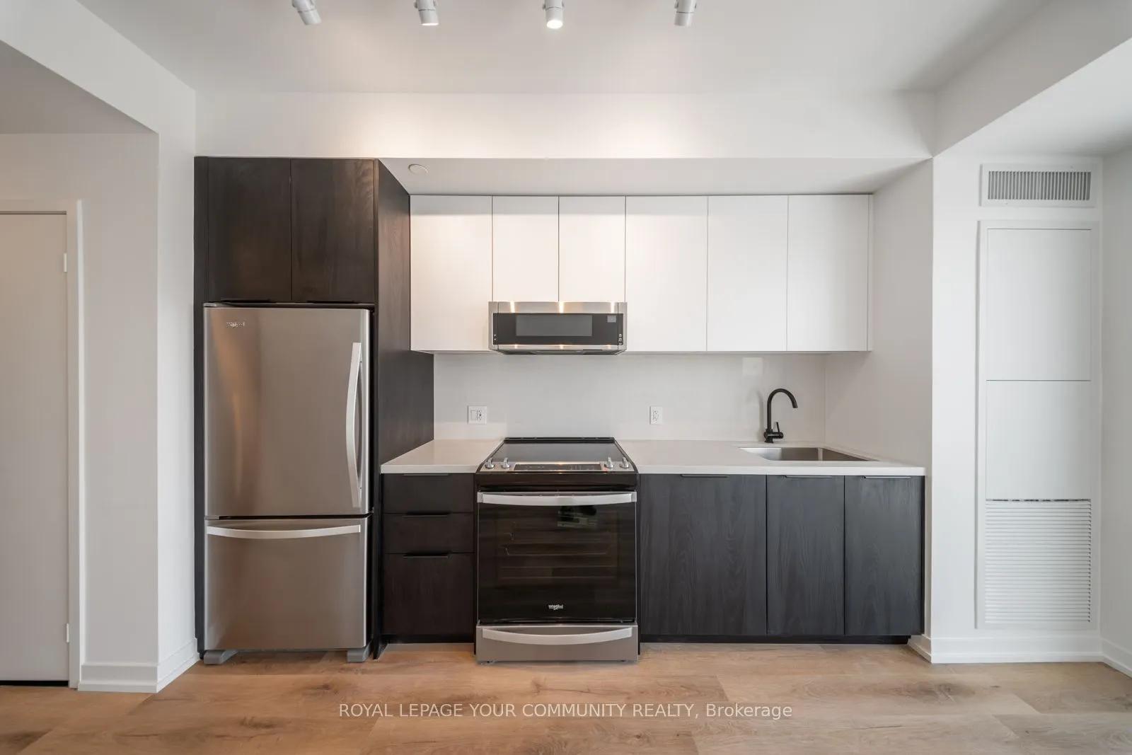 5 York Garden Way, #603