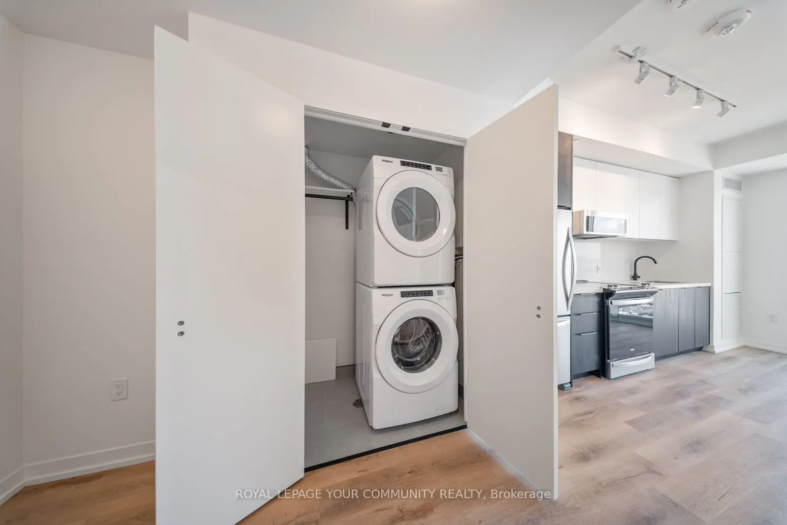 5 York Garden Way, #603