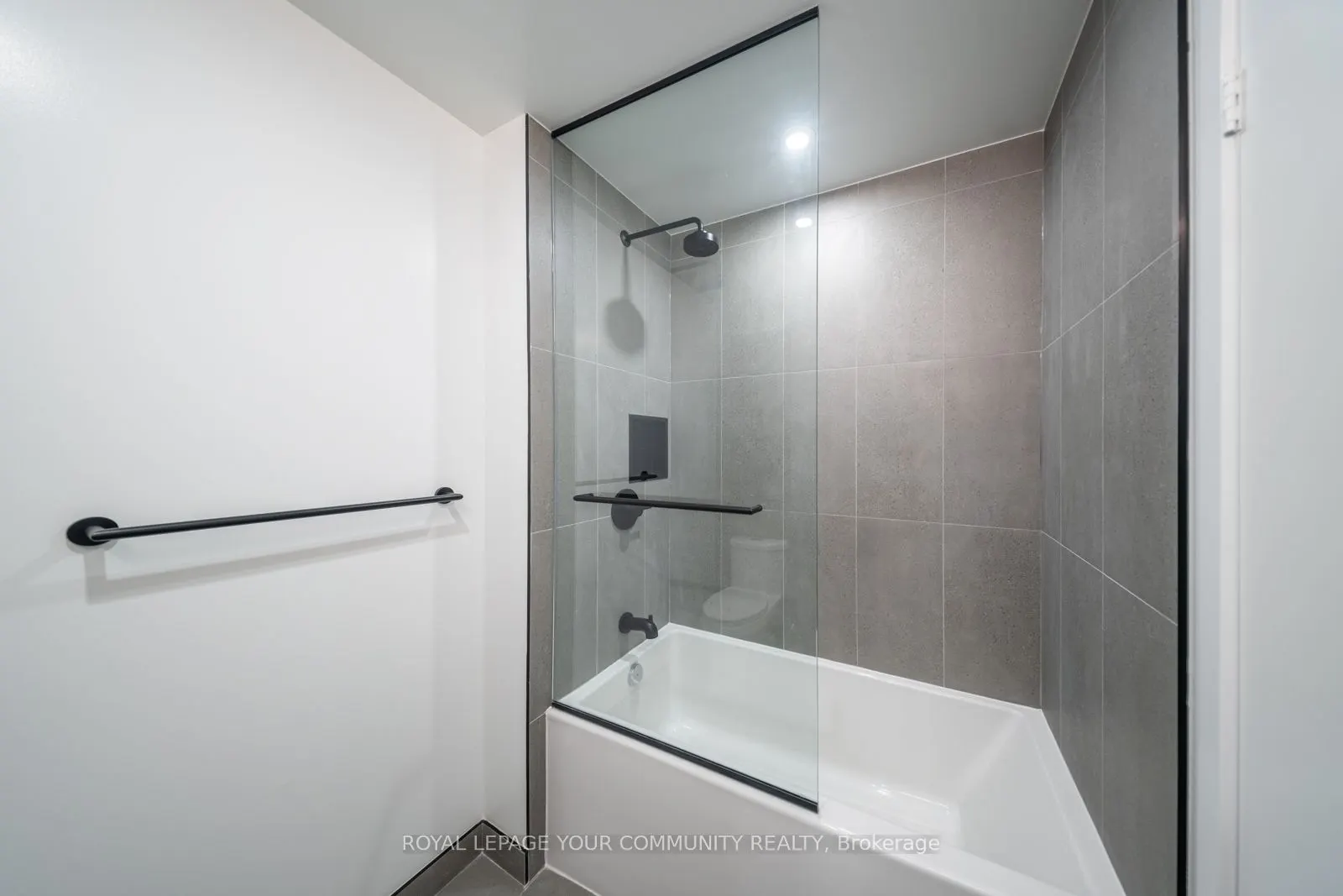 5 York Garden Way, #603