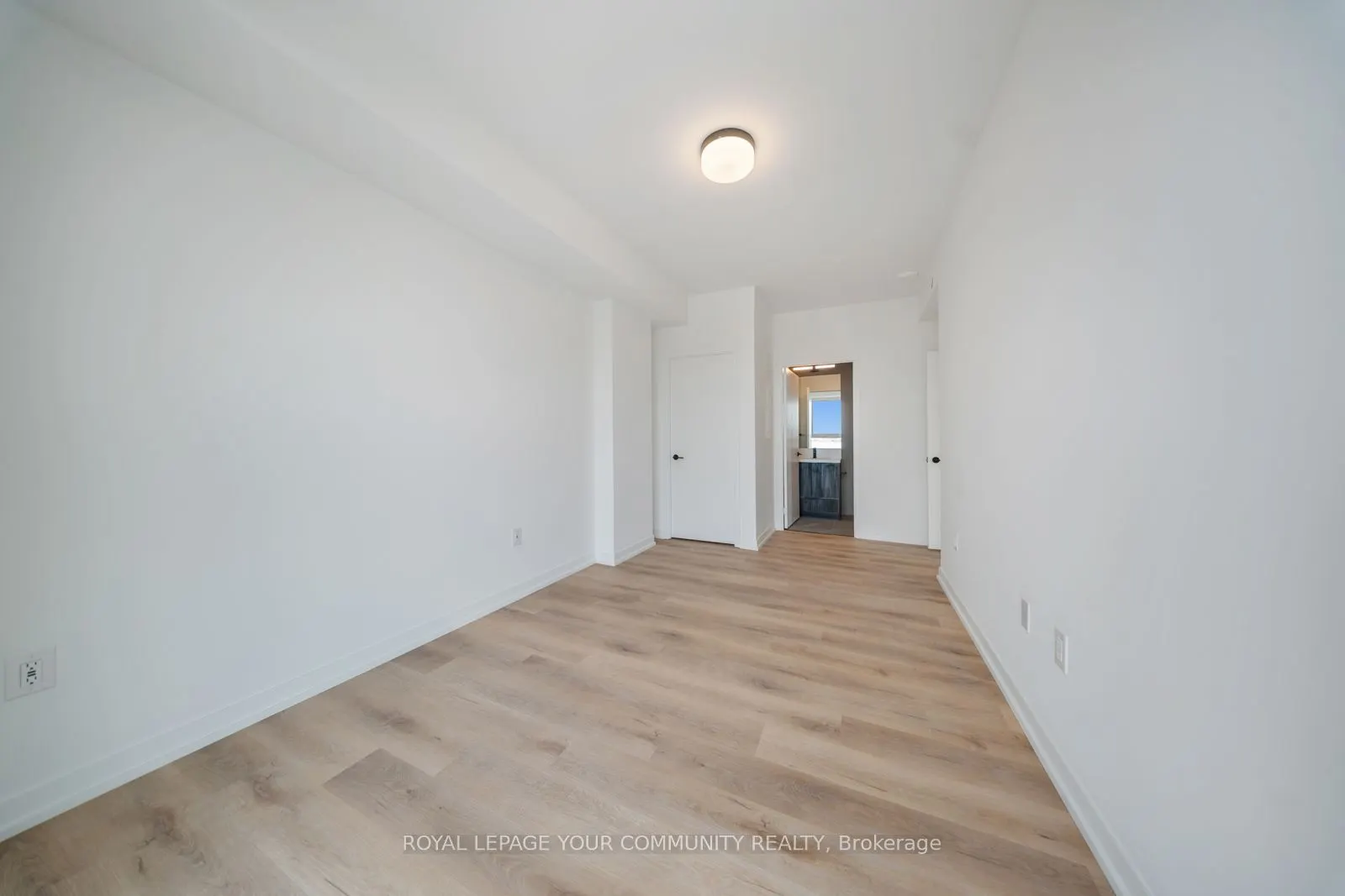 5 York Garden Way, #602