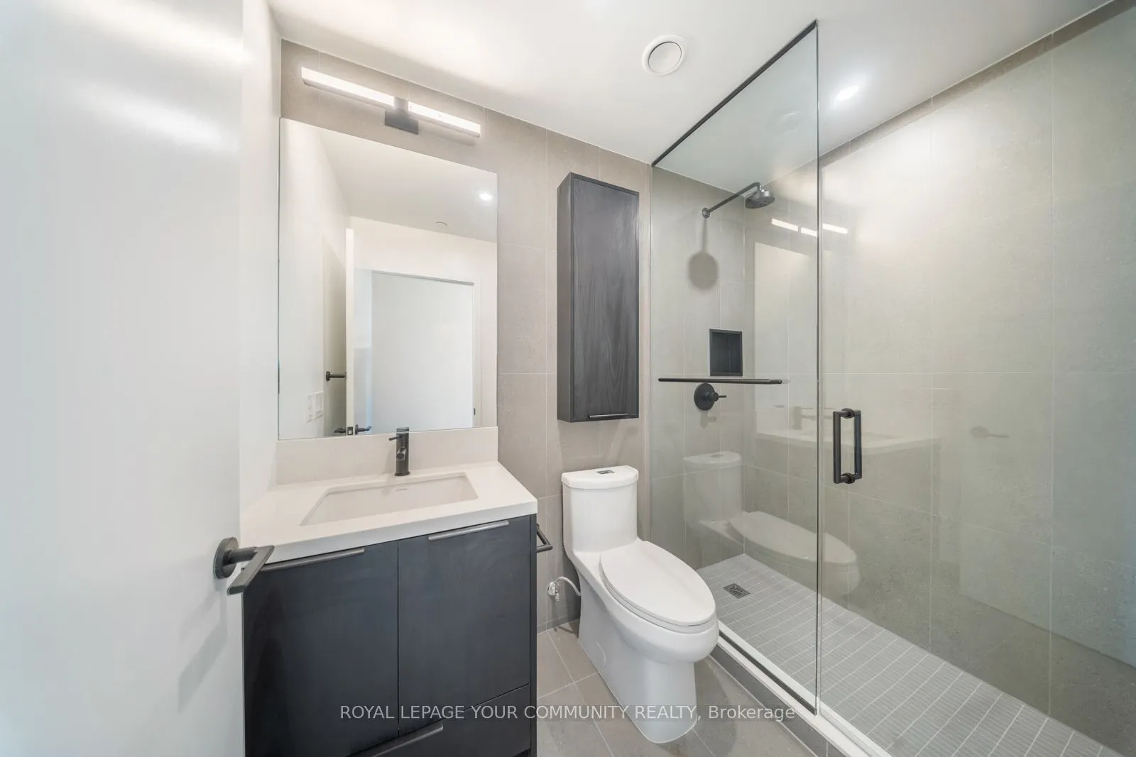 5 York Garden Way, #711