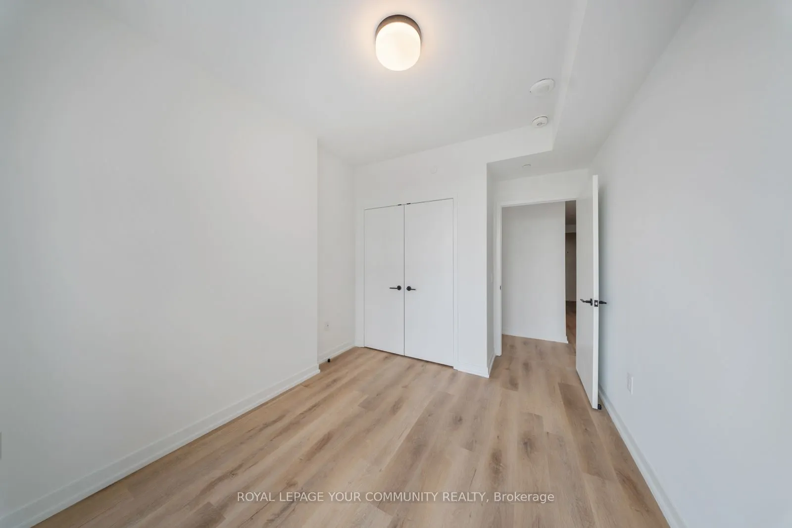5 York Garden Way, #711