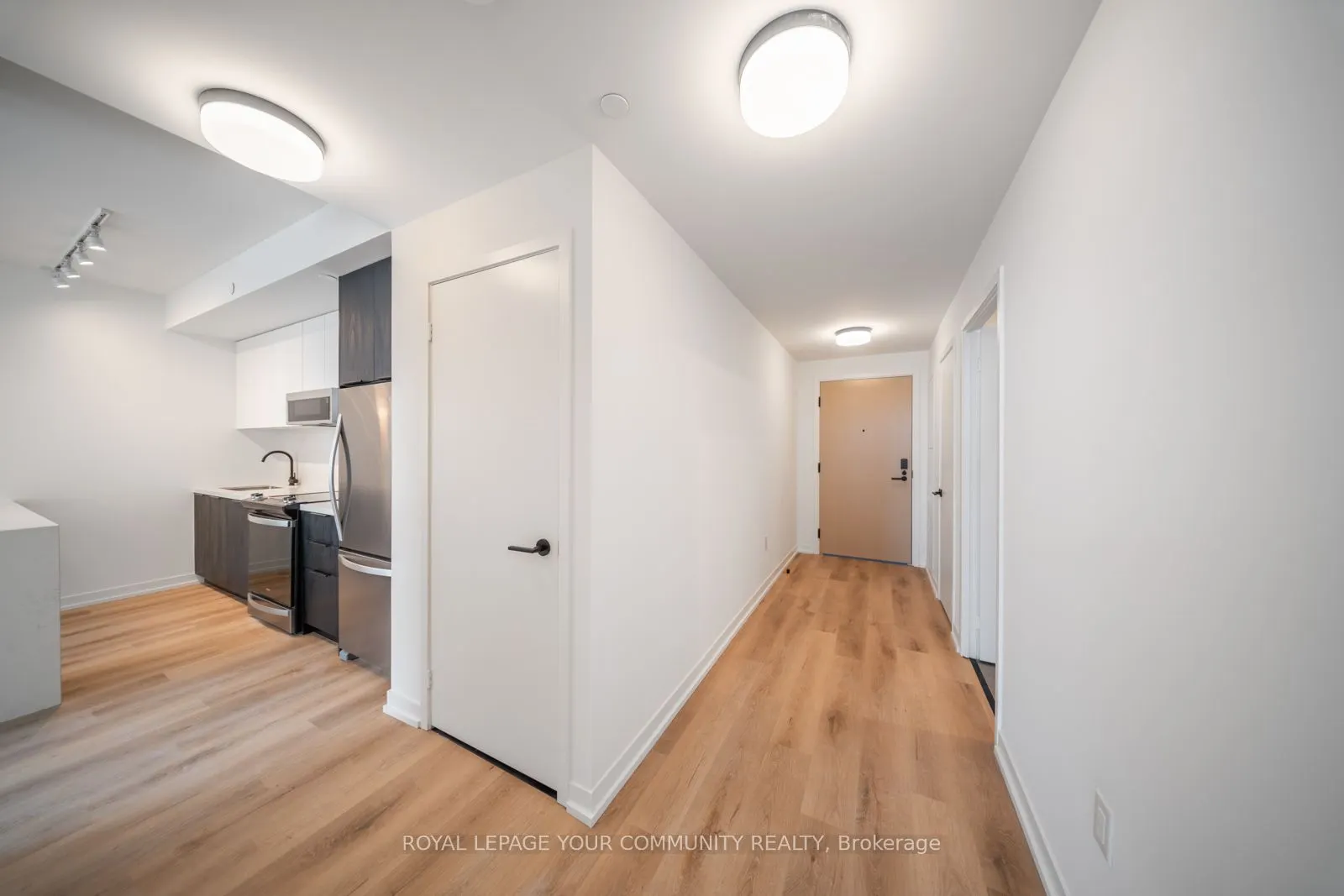 5 York Garden Way, #711