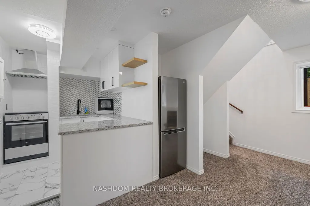 2015 Leighland Road, #2