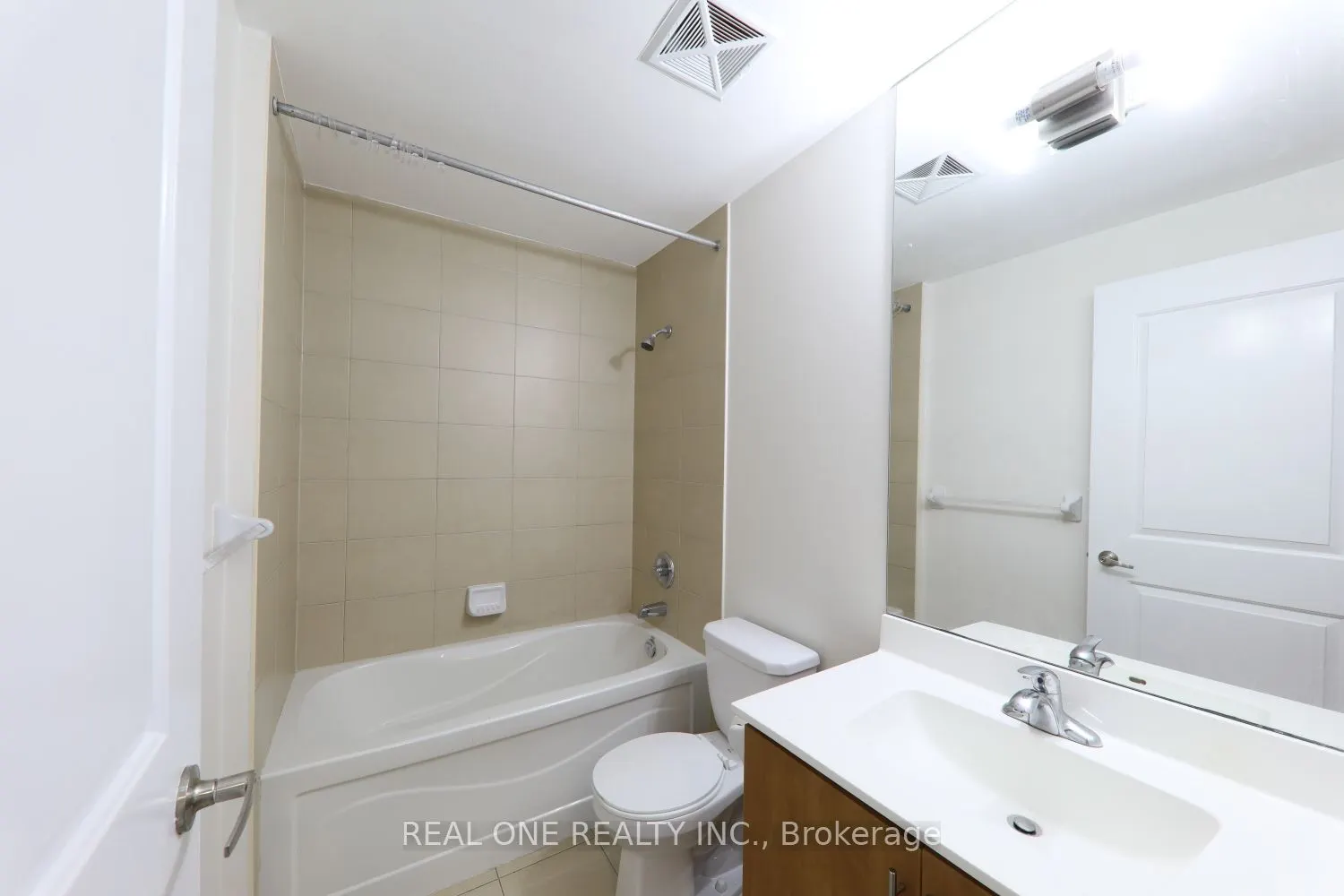 330 Burnhamthorpe Road W, #2708