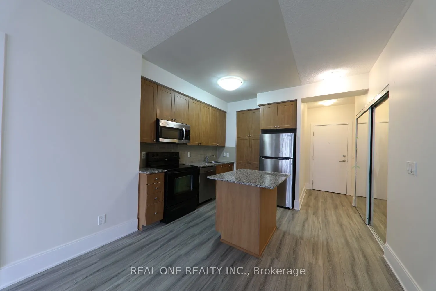 330 Burnhamthorpe Road W, #2708