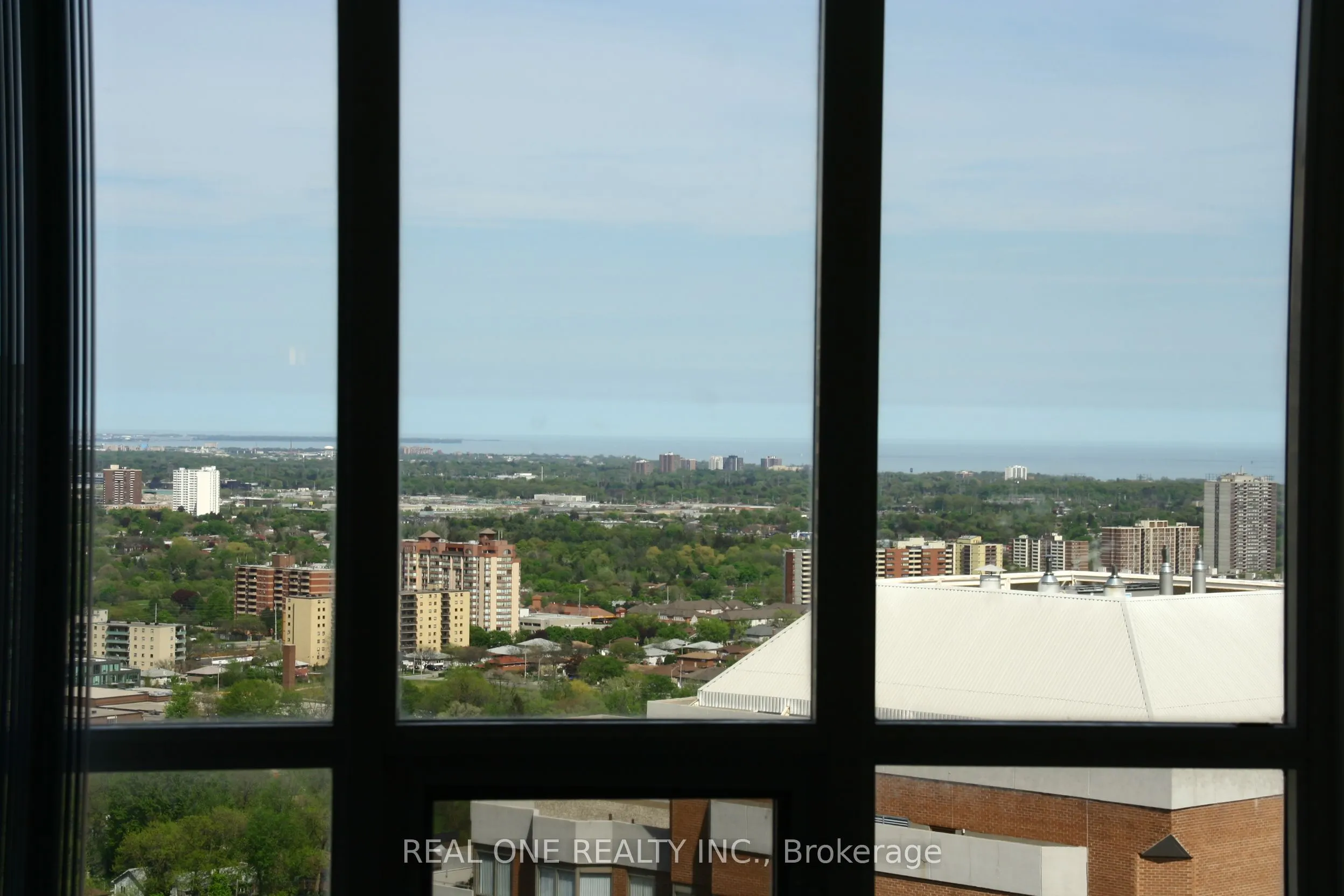 330 Burnhamthorpe Road W, #2708