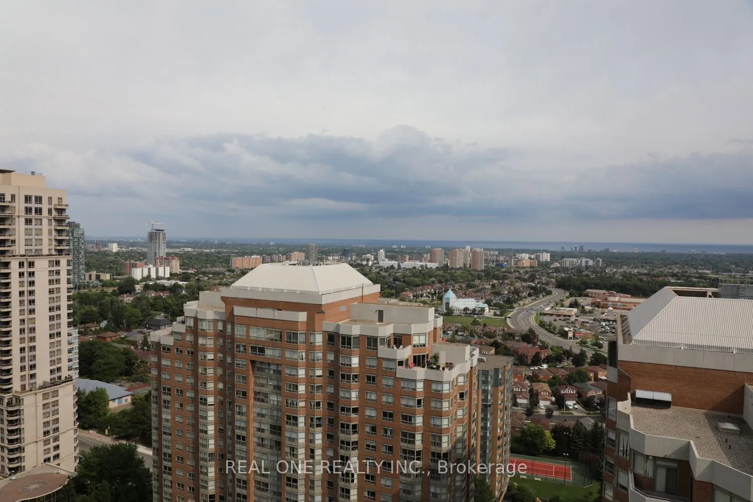 330 Burnhamthorpe Road W, #2708