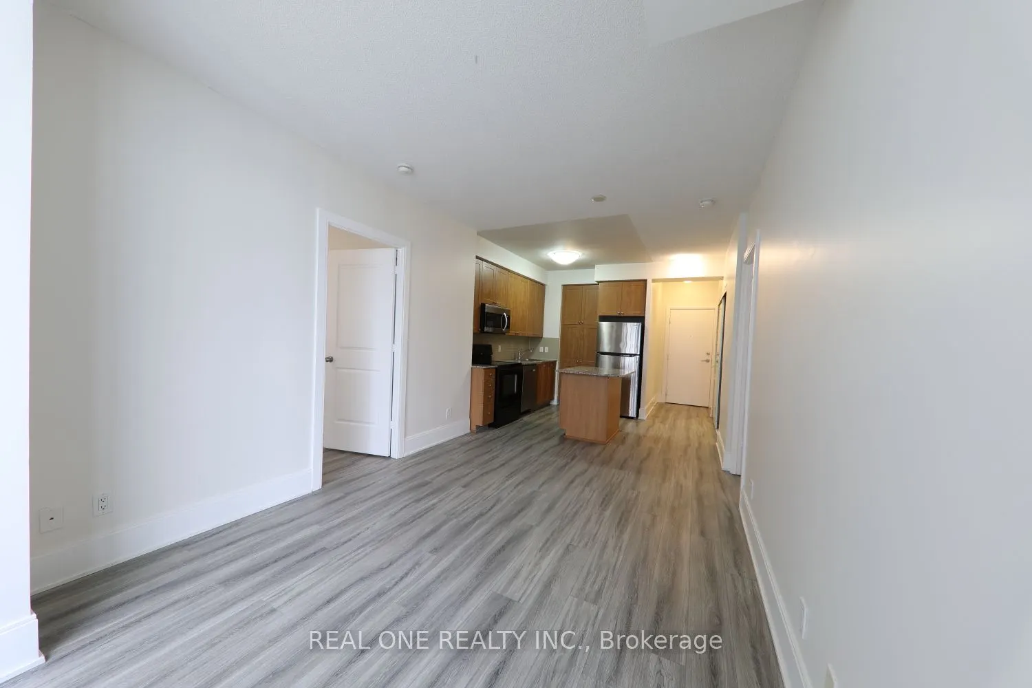 330 Burnhamthorpe Road W, #2708