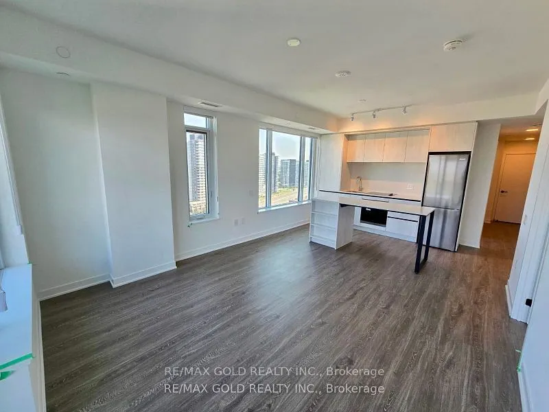 2495 Eglinton Avenue W, #1903