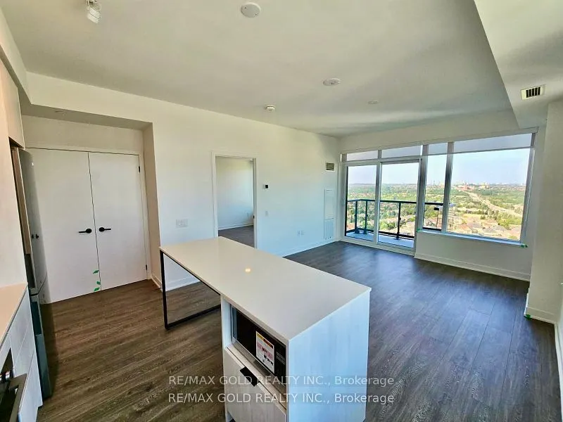 2495 Eglinton Avenue W, #1903