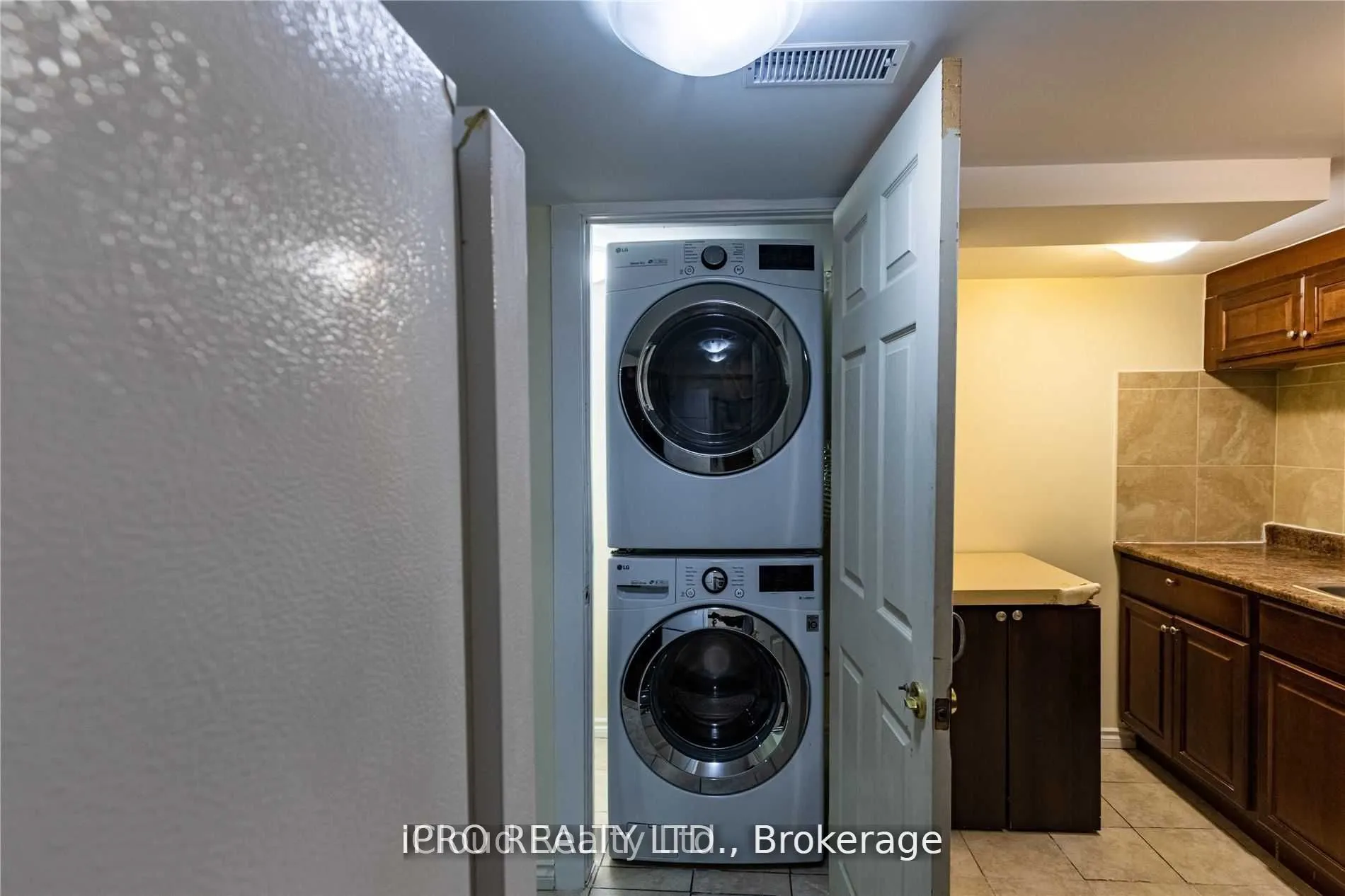 3856 Passway Road, #Bsmt