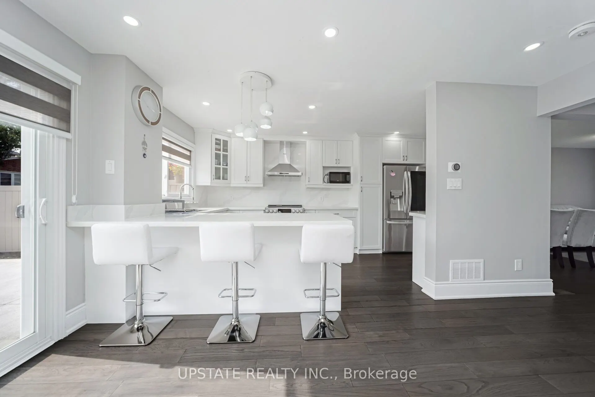 2 Trewartha Crescent